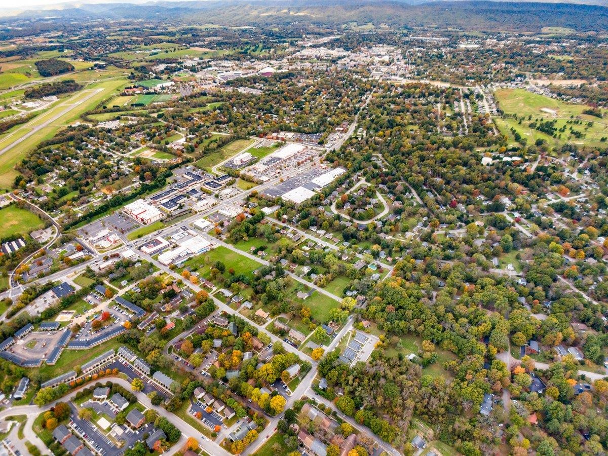 507 Nellies Cave Road Blacksburg VA 24060