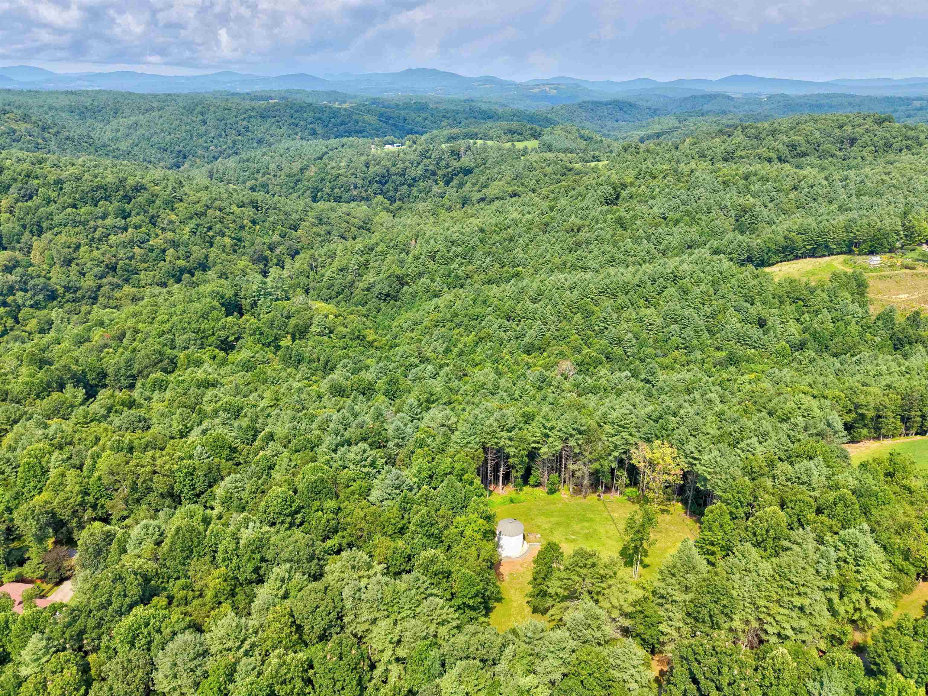 596 Pinecrest Drive Galax VA 24333