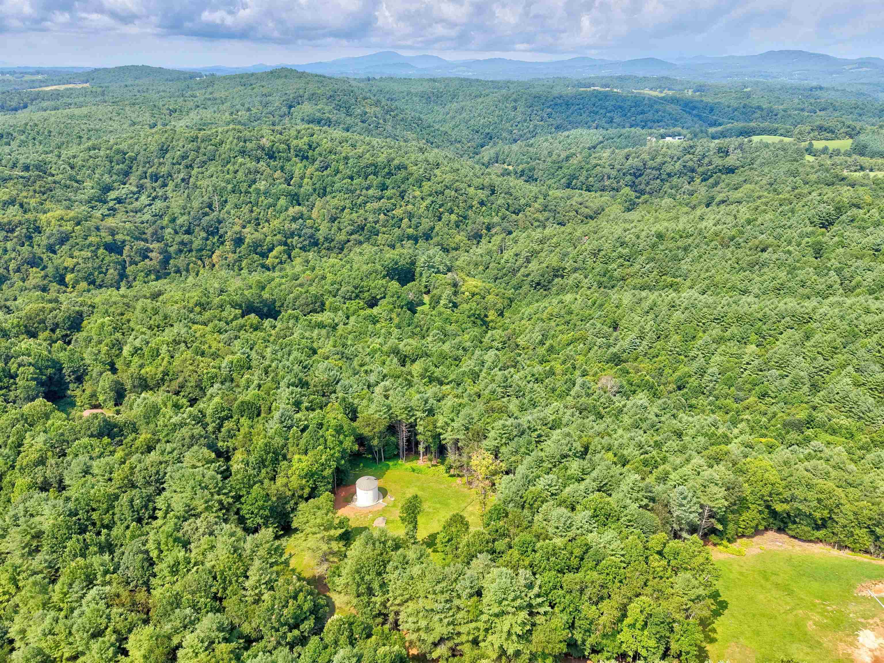 596 Pinecrest Drive Galax VA 24333