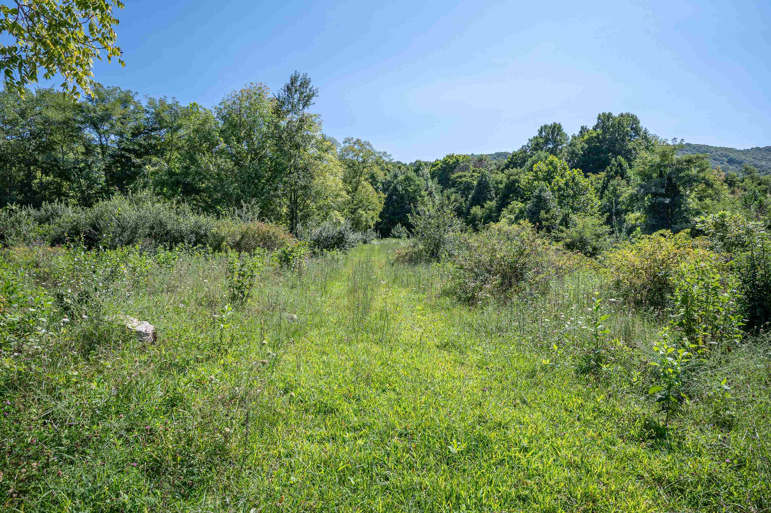 Tbd Crystal Lane Narrows VA 24124