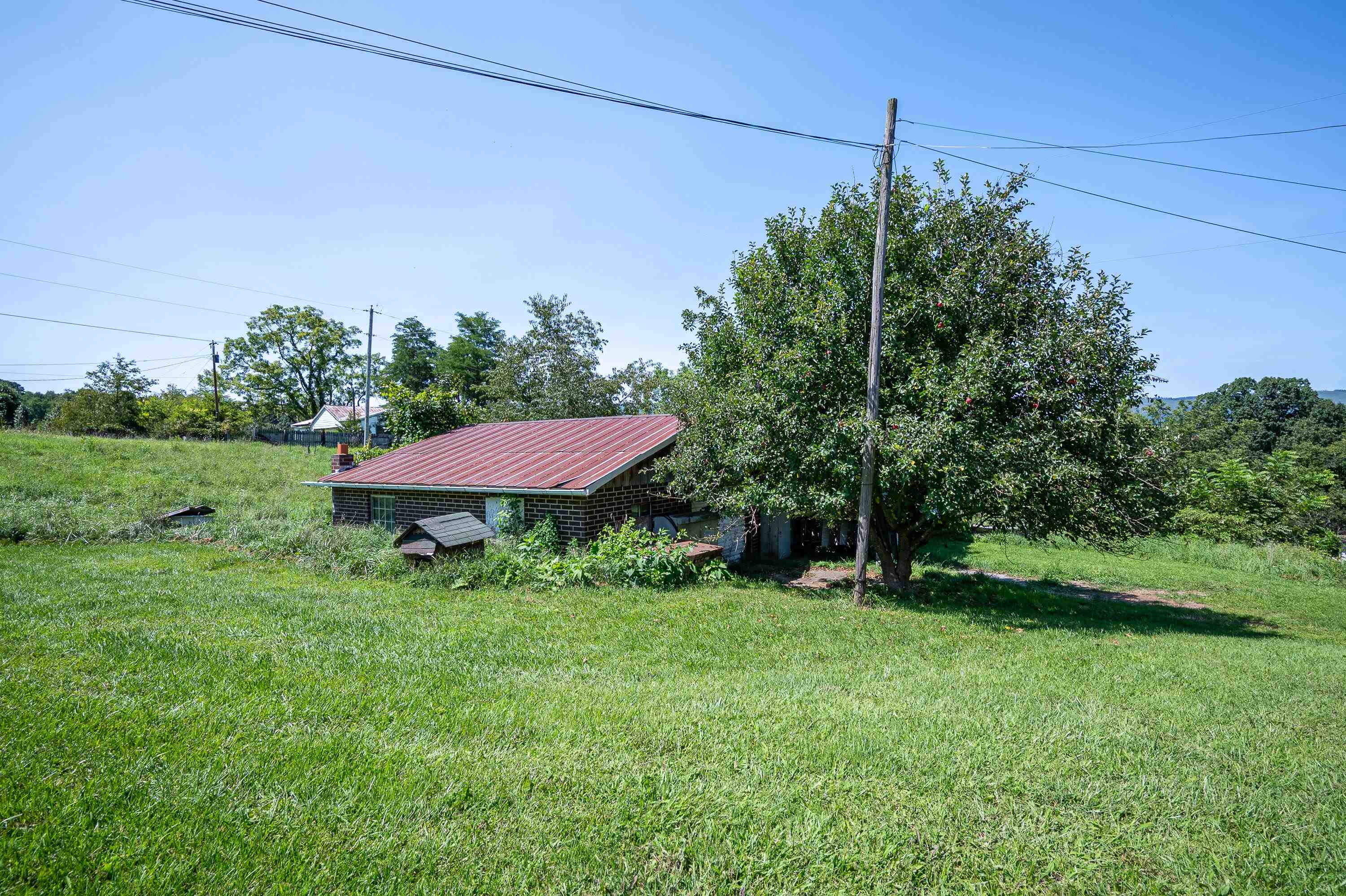 Tbd Crystal Lane Narrows VA 24124