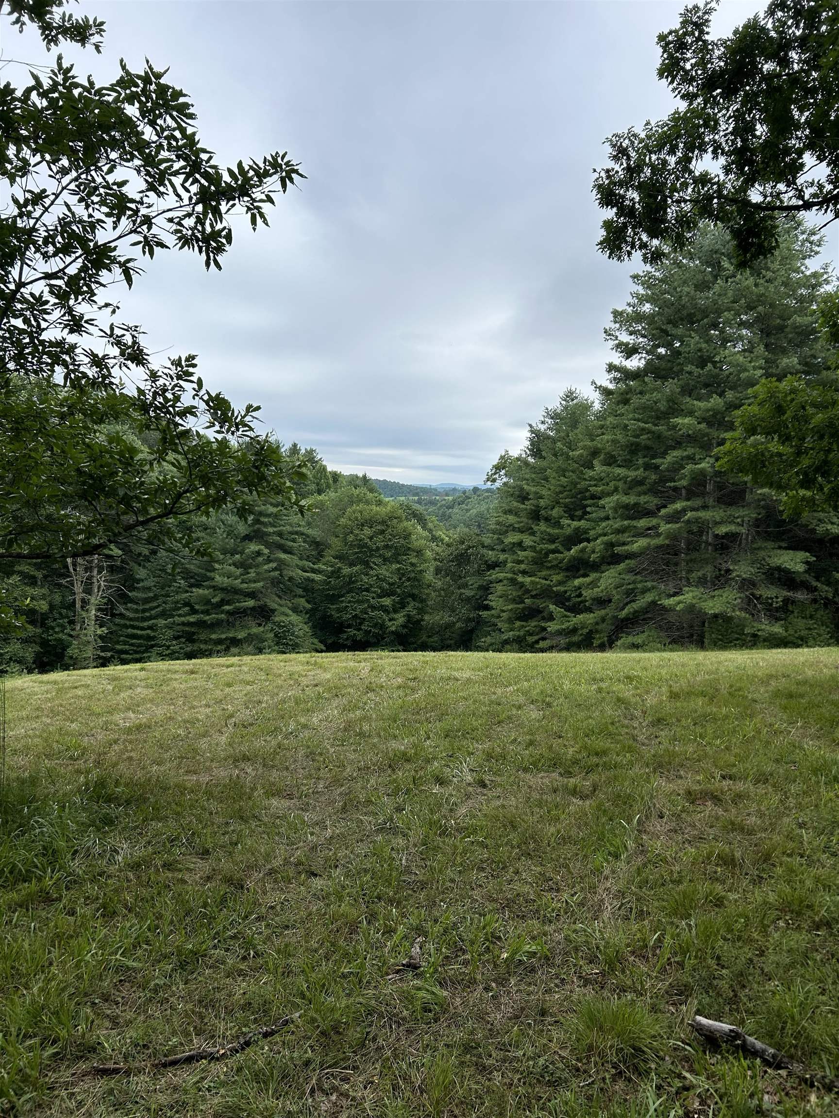 Tbd Akers Road NW Willis VA 24380