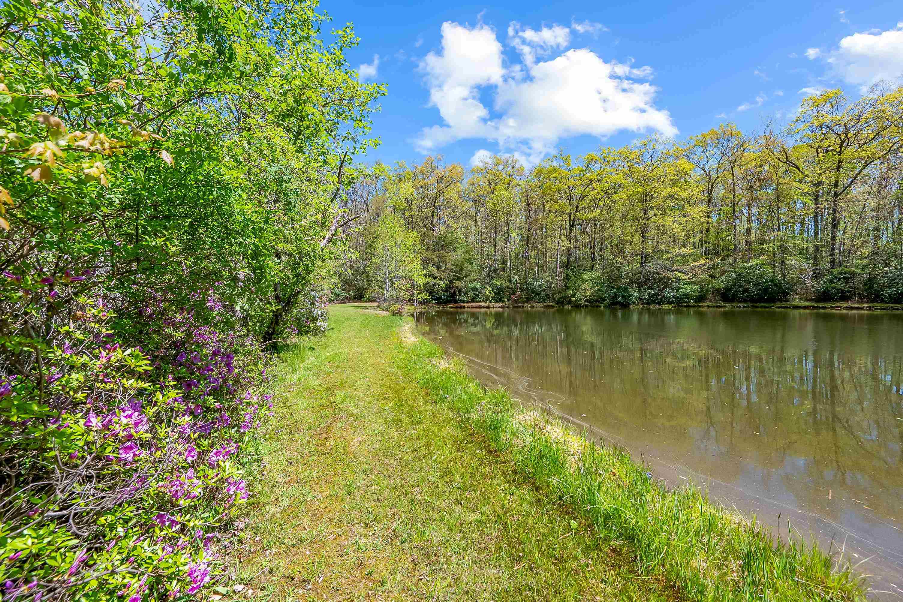 800 Volunteer Road Fancy Gap VA 24328