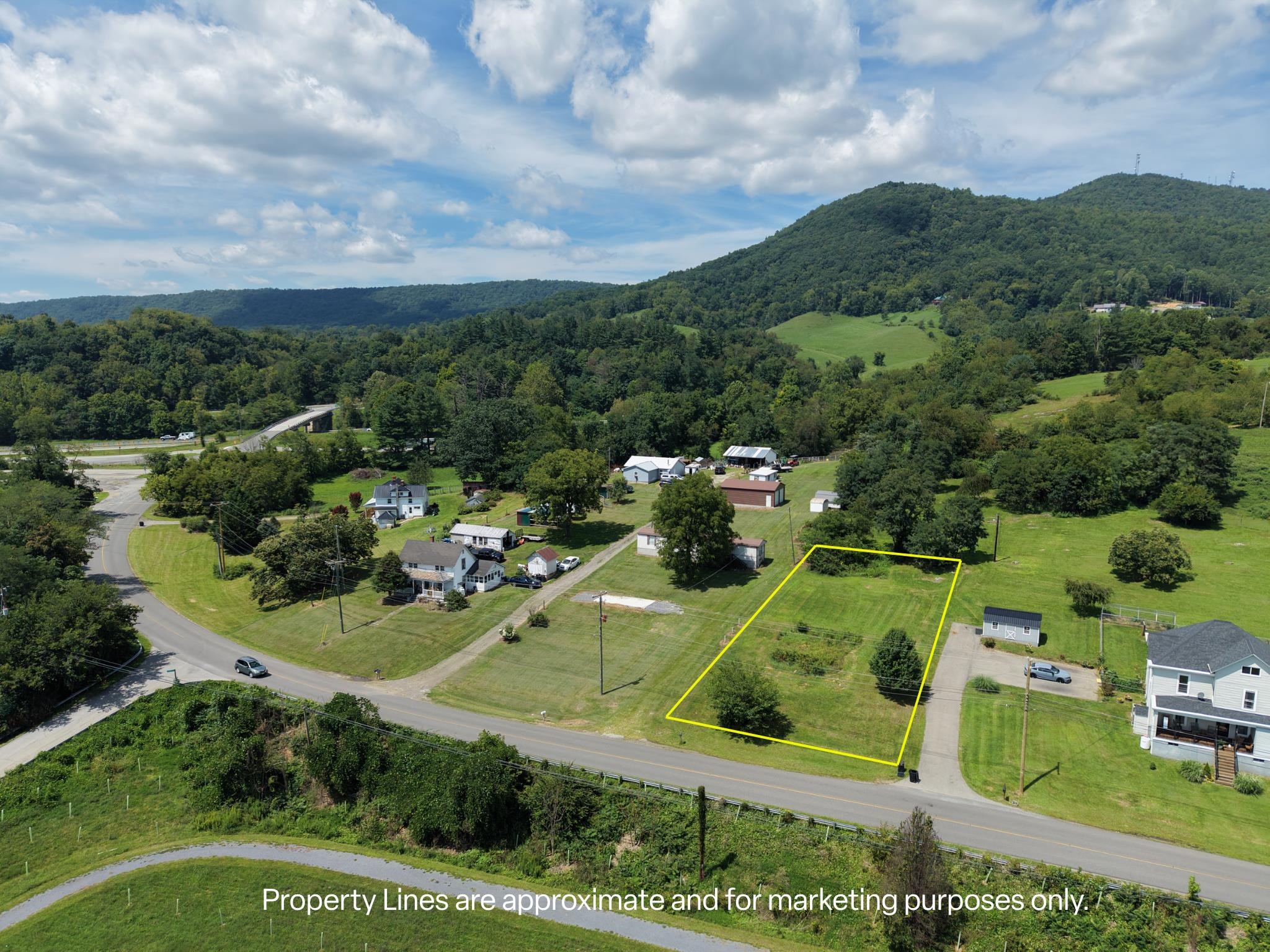 2567 Old Route 100 Road Draper VA 24324
