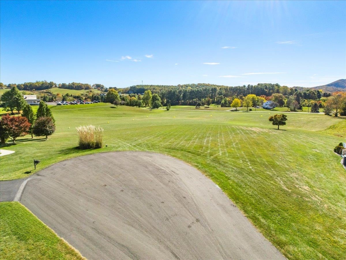 2934 Birdie Lane Draper VA 24324