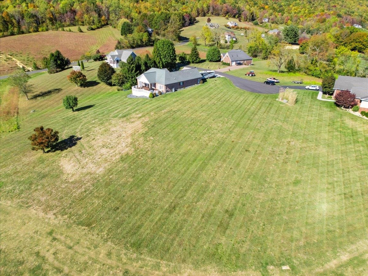 2934 Birdie Lane Draper VA 24324