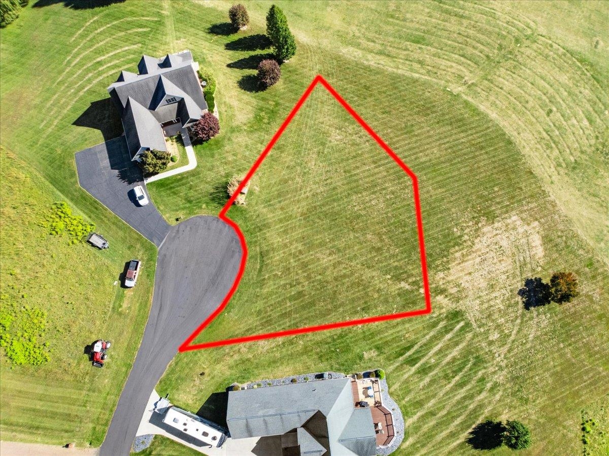 2934 Birdie Lane Draper VA 24324