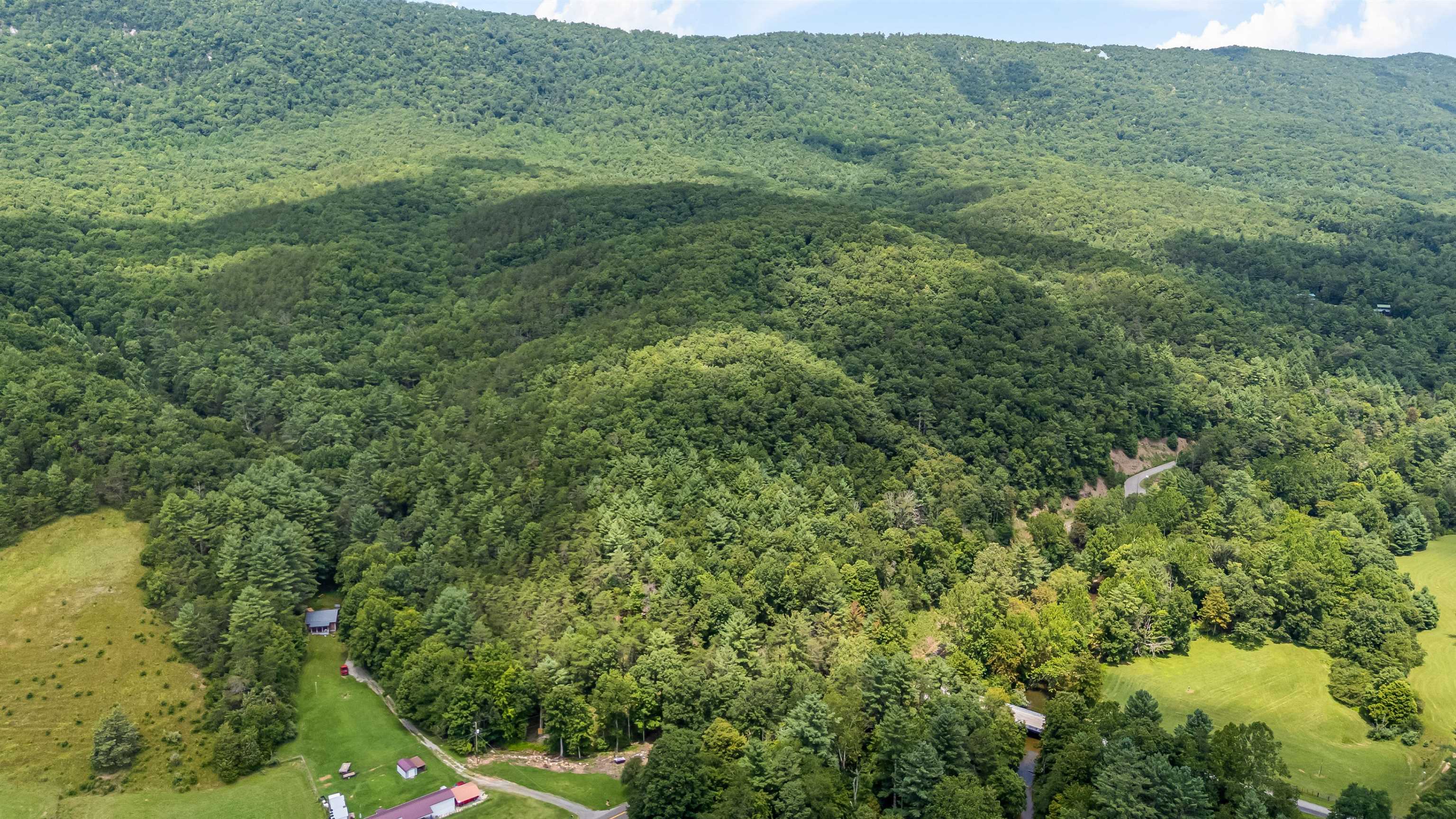 5690 And 5685 Robinson Tract Road Dublin VA 24084