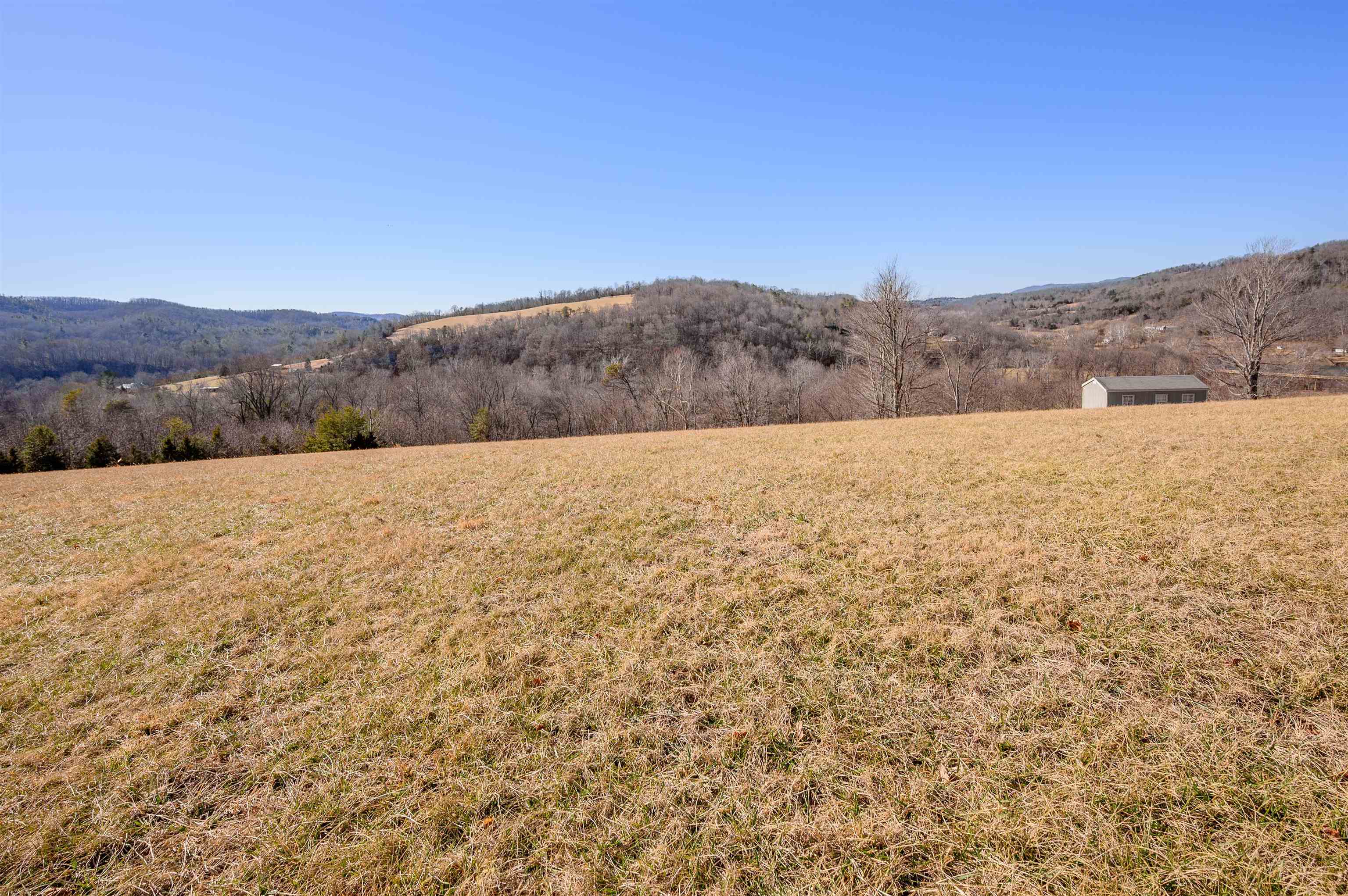 4272 Pleasure View Drive Hiwassee VA 24347