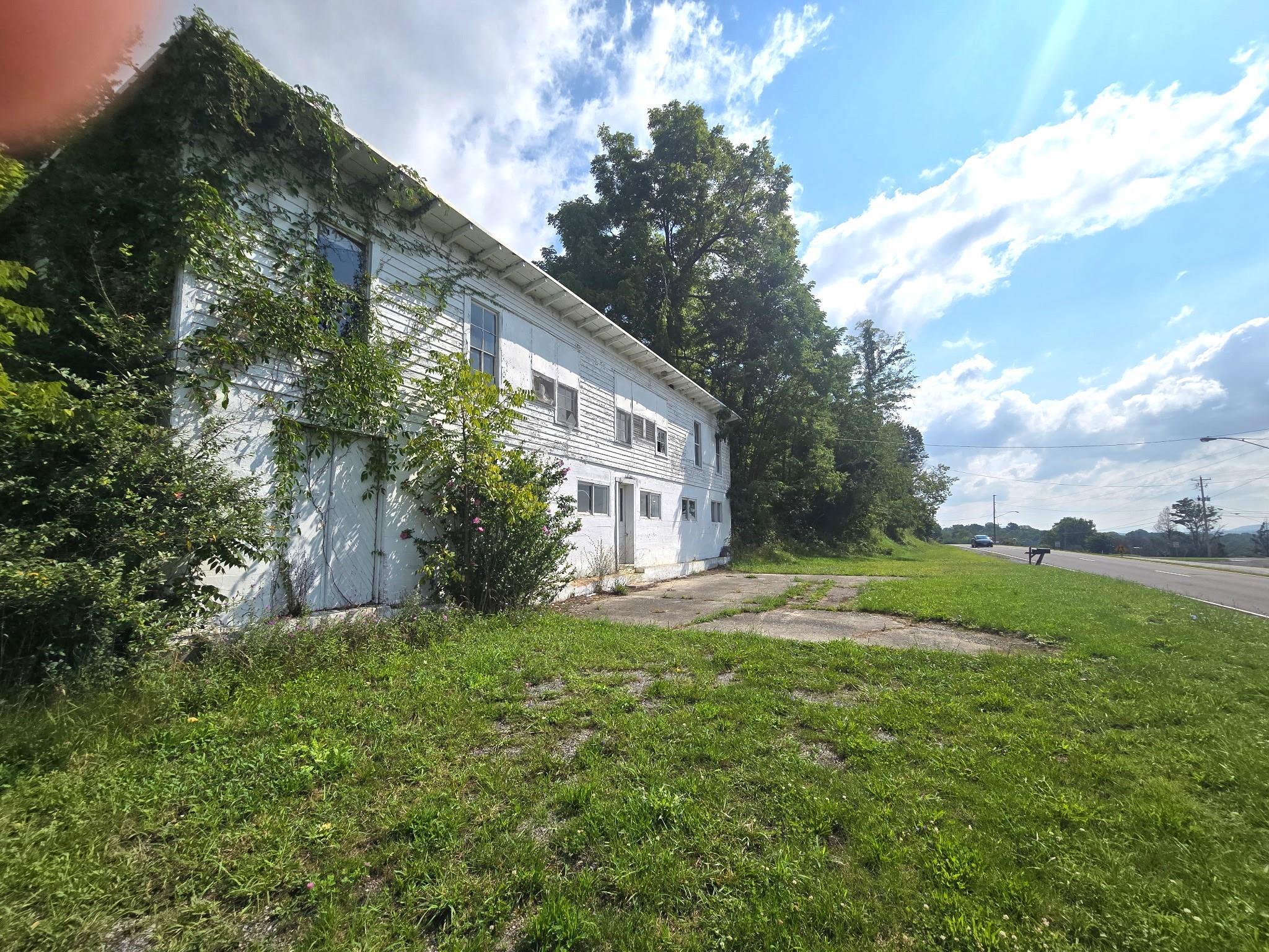 1160 W Lee Highway Wytheville VA 24382