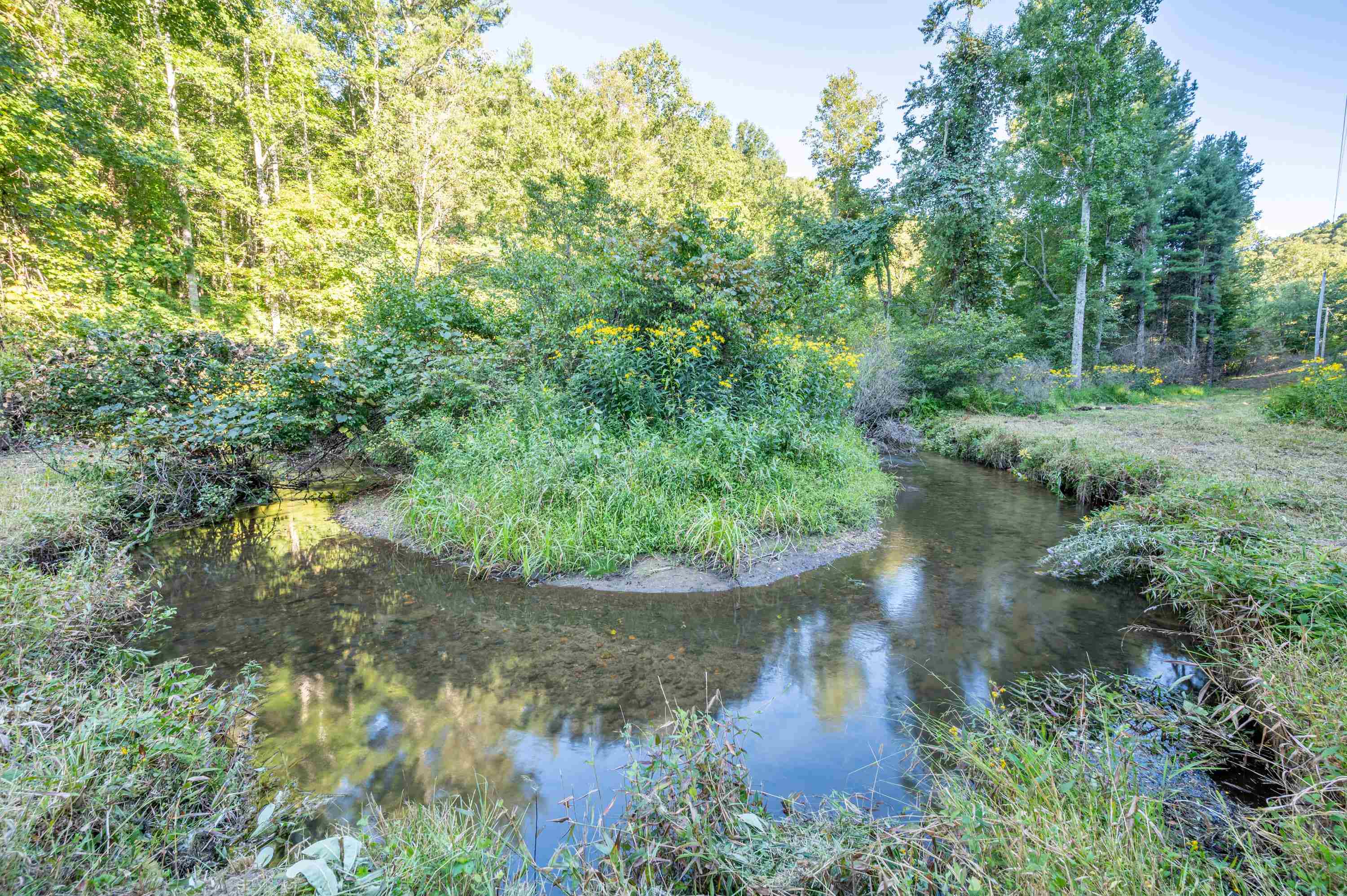 000 Cox Store Road SW Floyd VA 24091