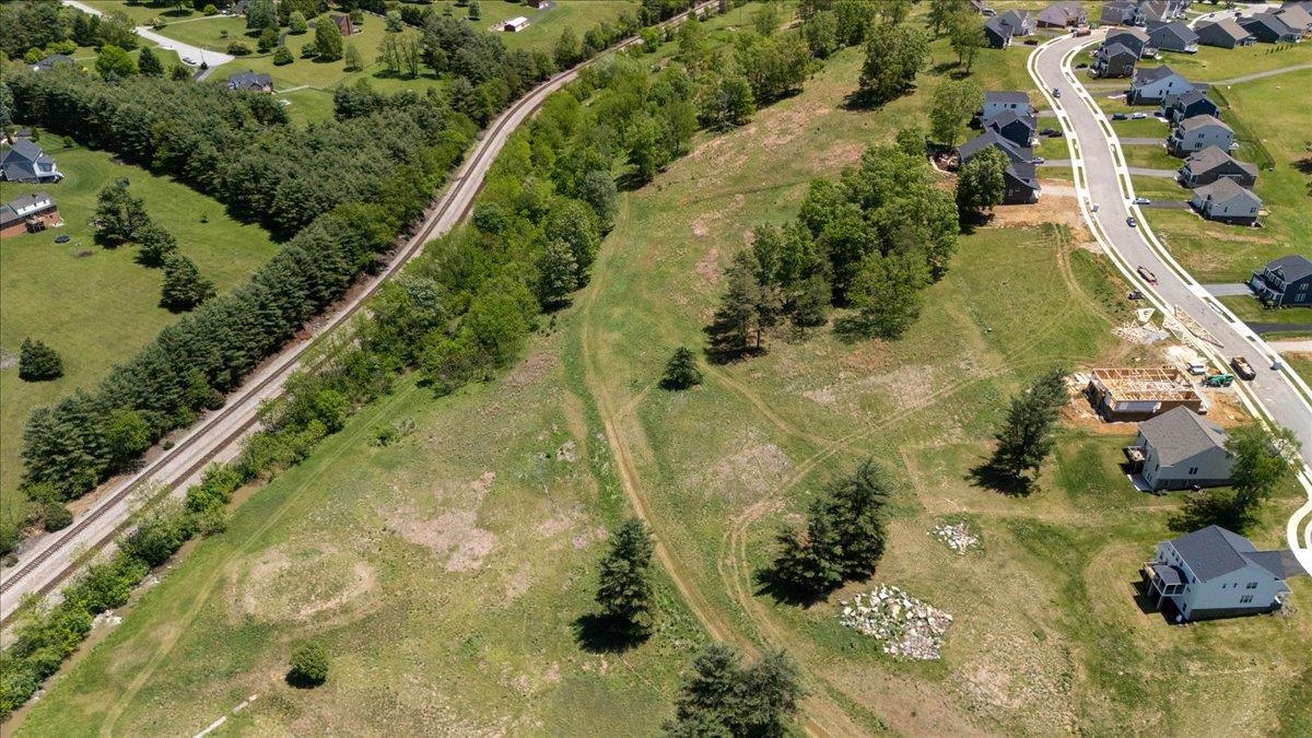 1004 Round Meadow Drive Christiansburg VA 24073