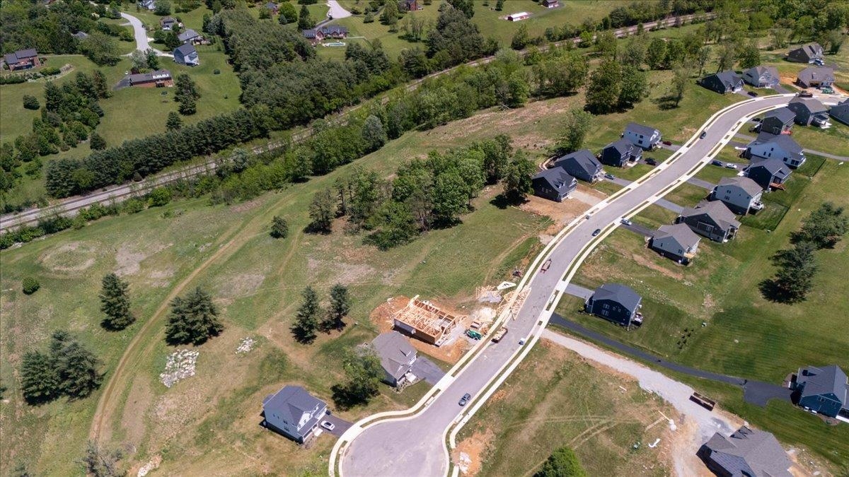 1004 Round Meadow Drive Christiansburg VA 24073