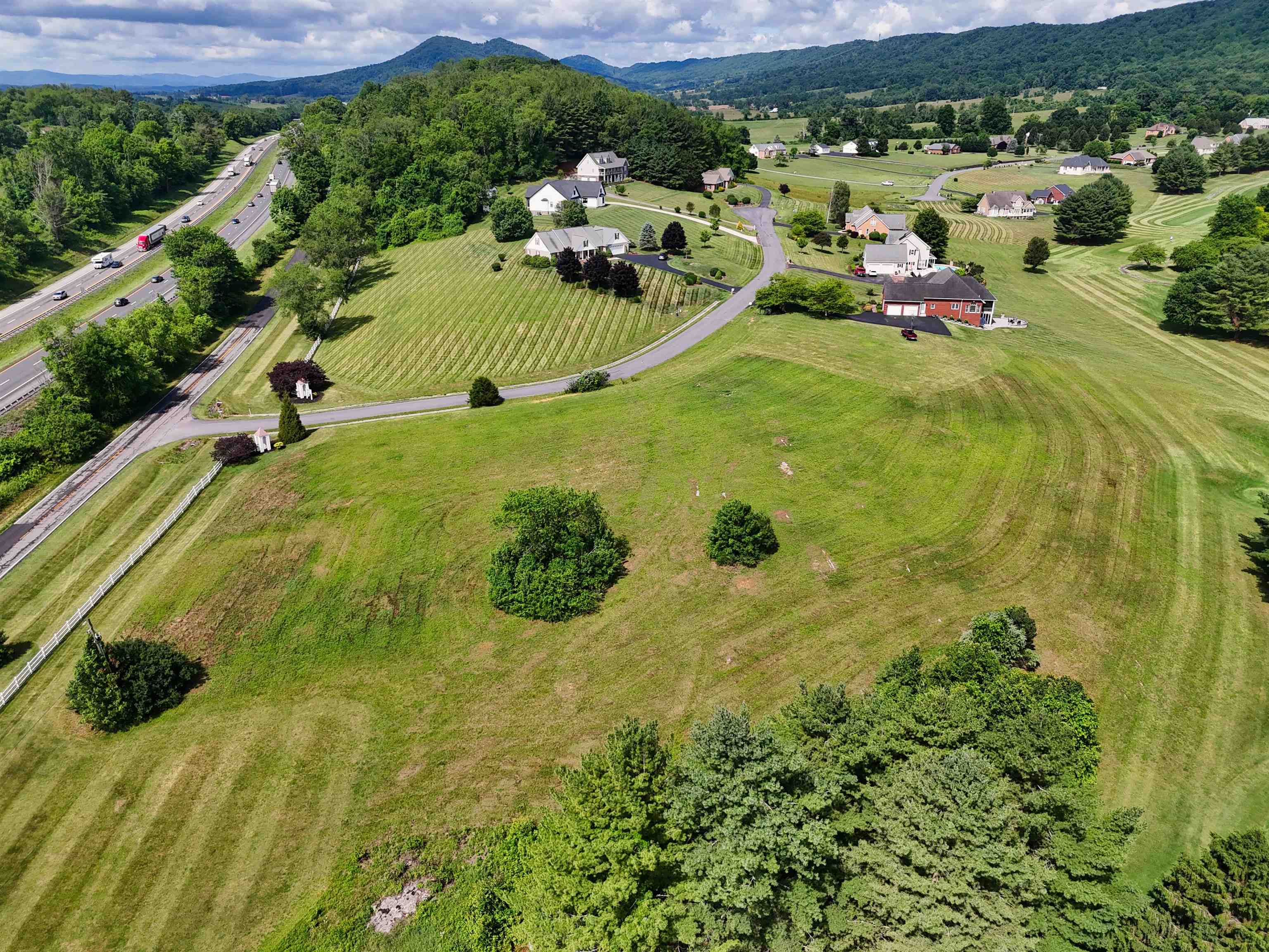 2688 Draper Ridge Road Draper VA 24324