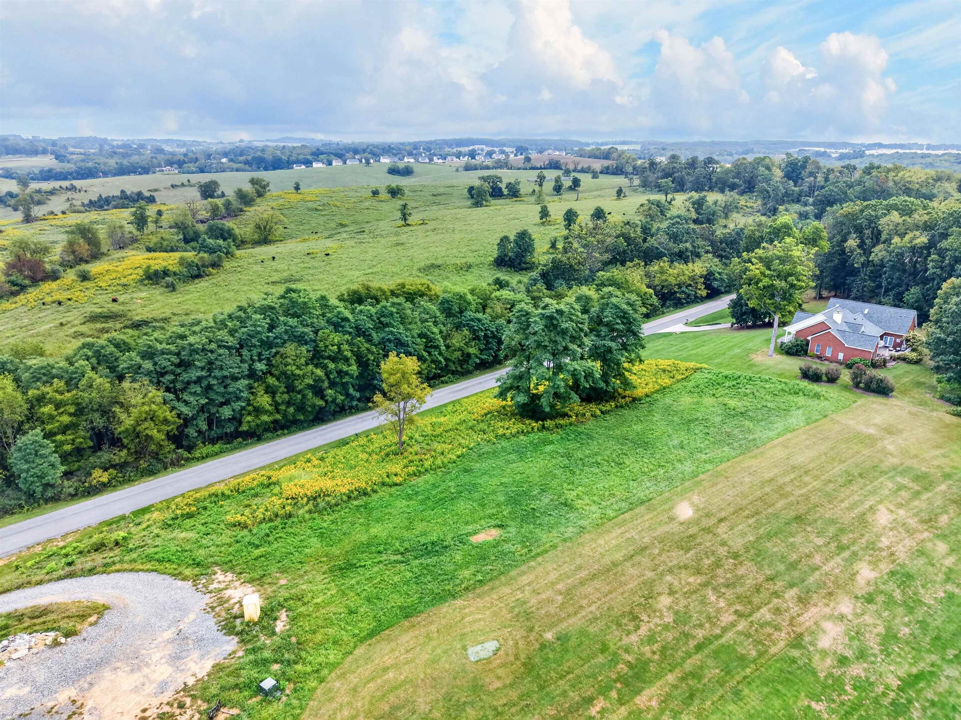 4322 Country Club Drive Pulaski VA 24301