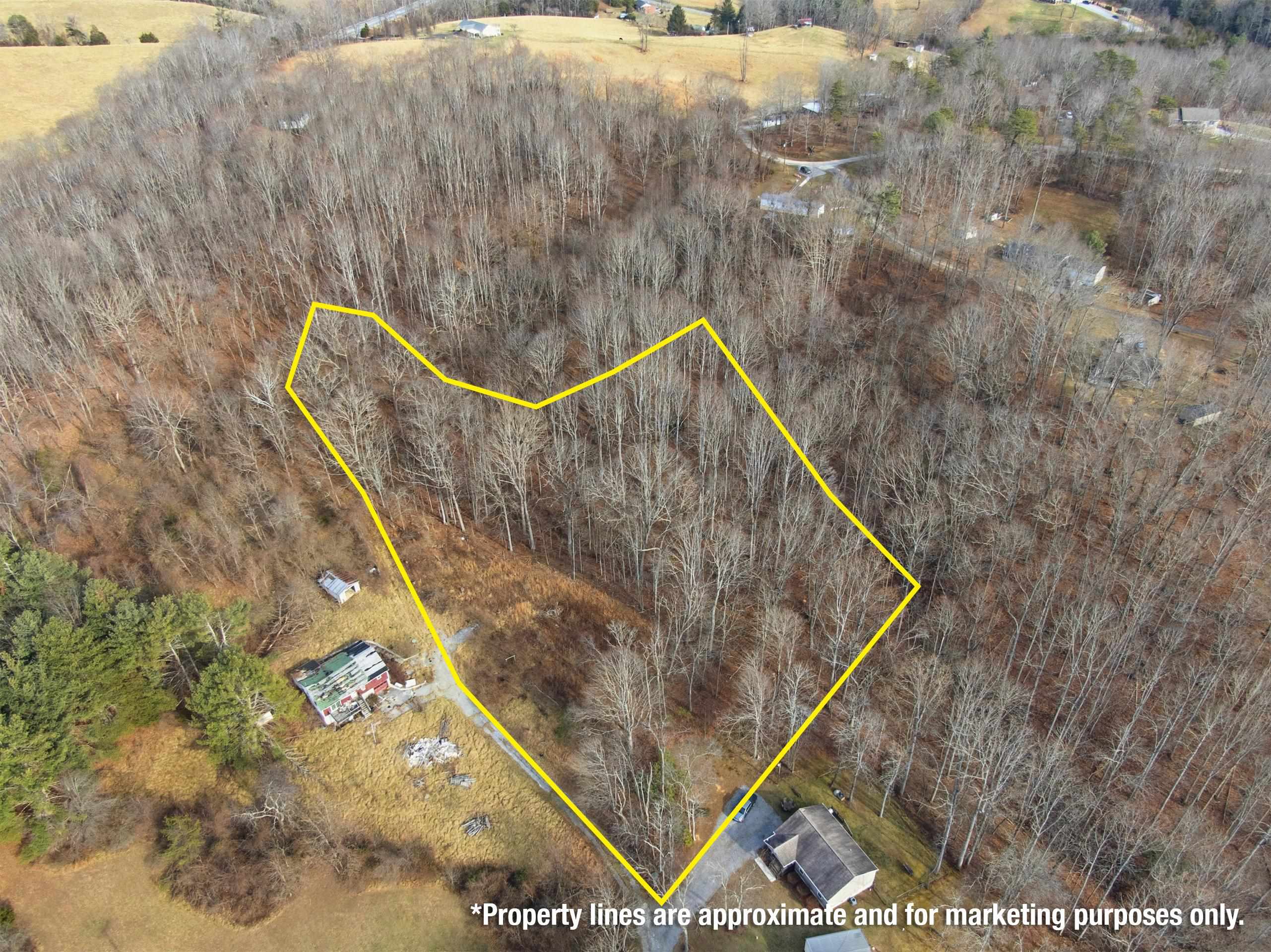 2697 W Indigo Road Christiansburg VA 24073