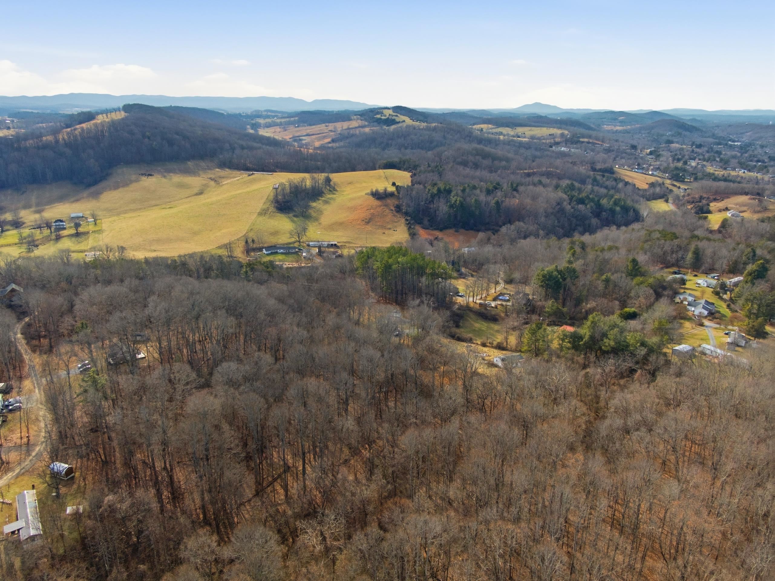 2697 W Indigo Road Christiansburg VA 24073