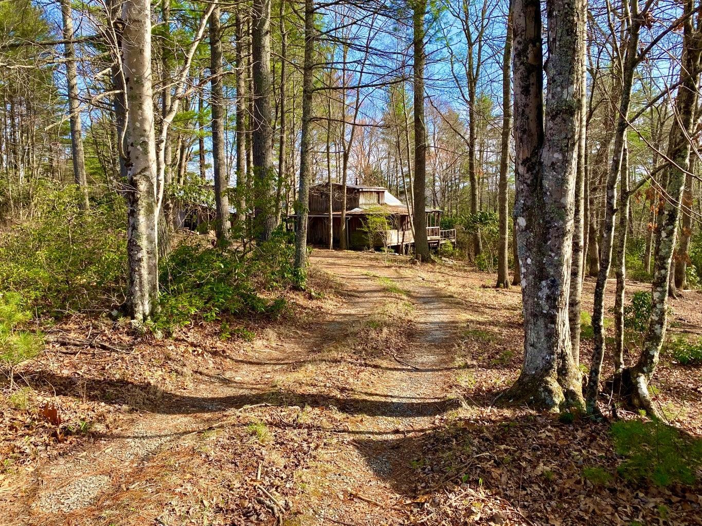 565 Slaughter Hill Road NW Indian Valley VA 24105