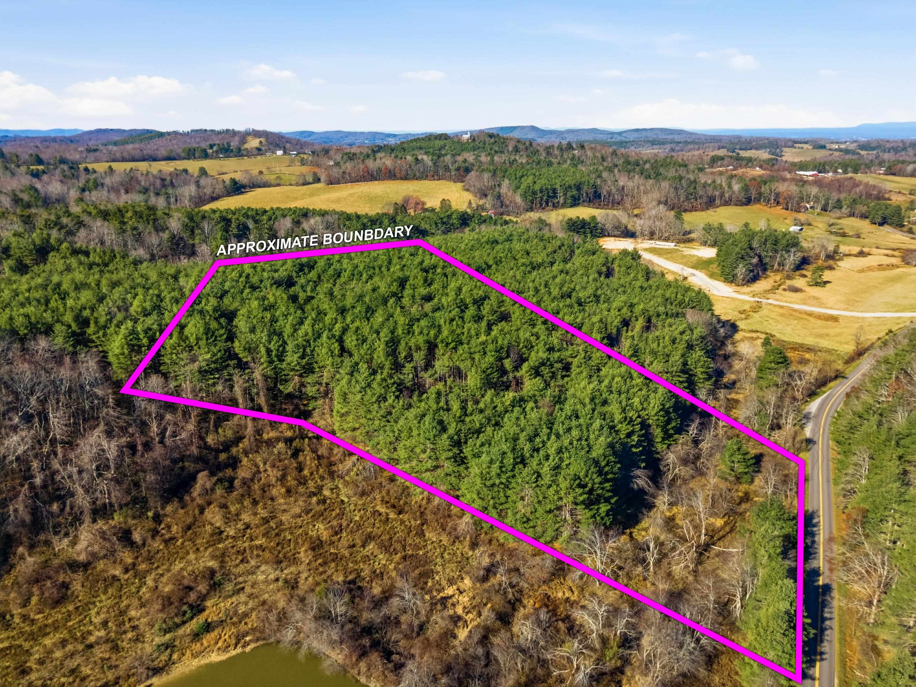 3150 Stonewall Road NE Pilot VA 24138