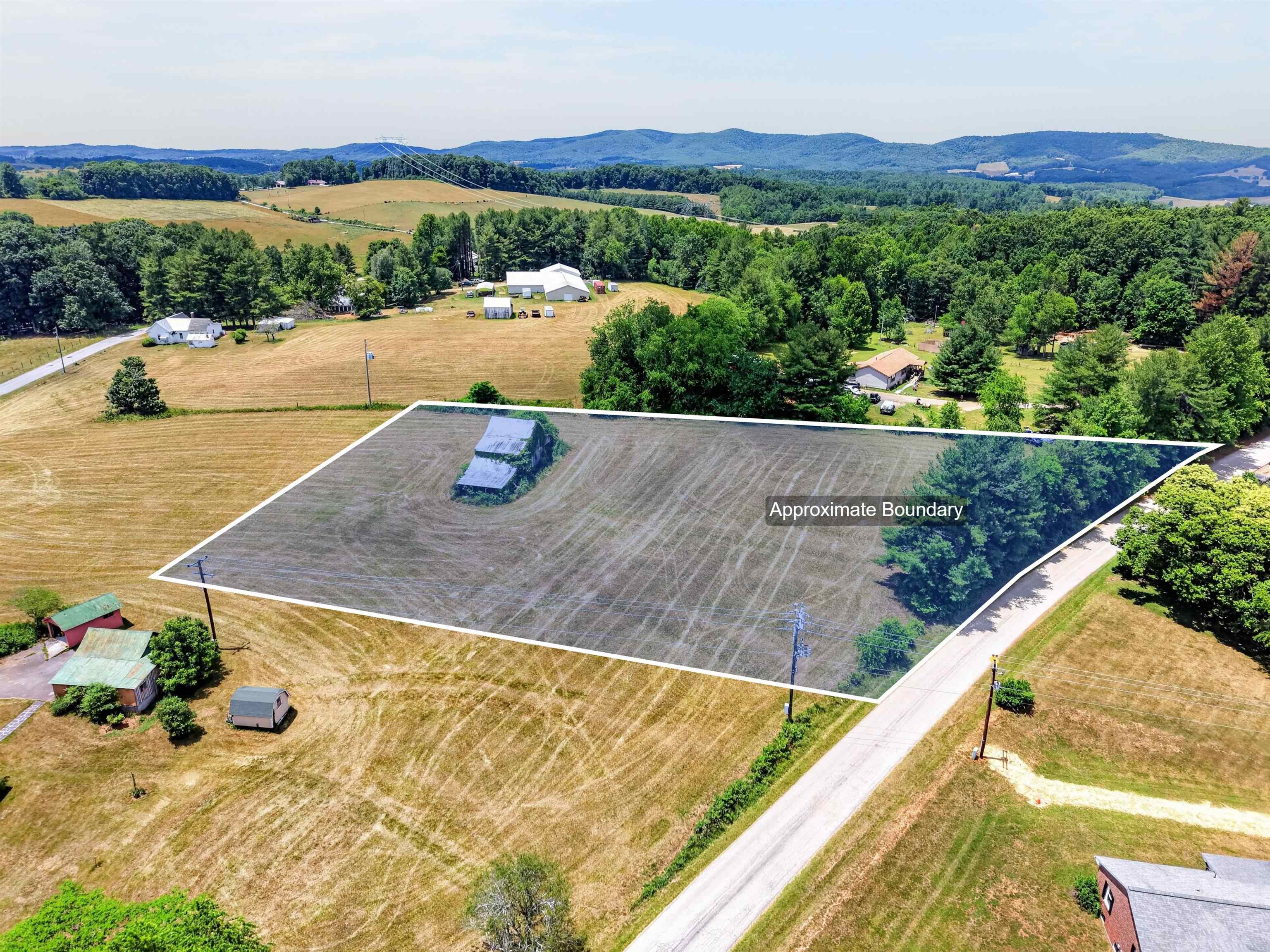 636 Rose Hill Road NW Floyd VA 24091