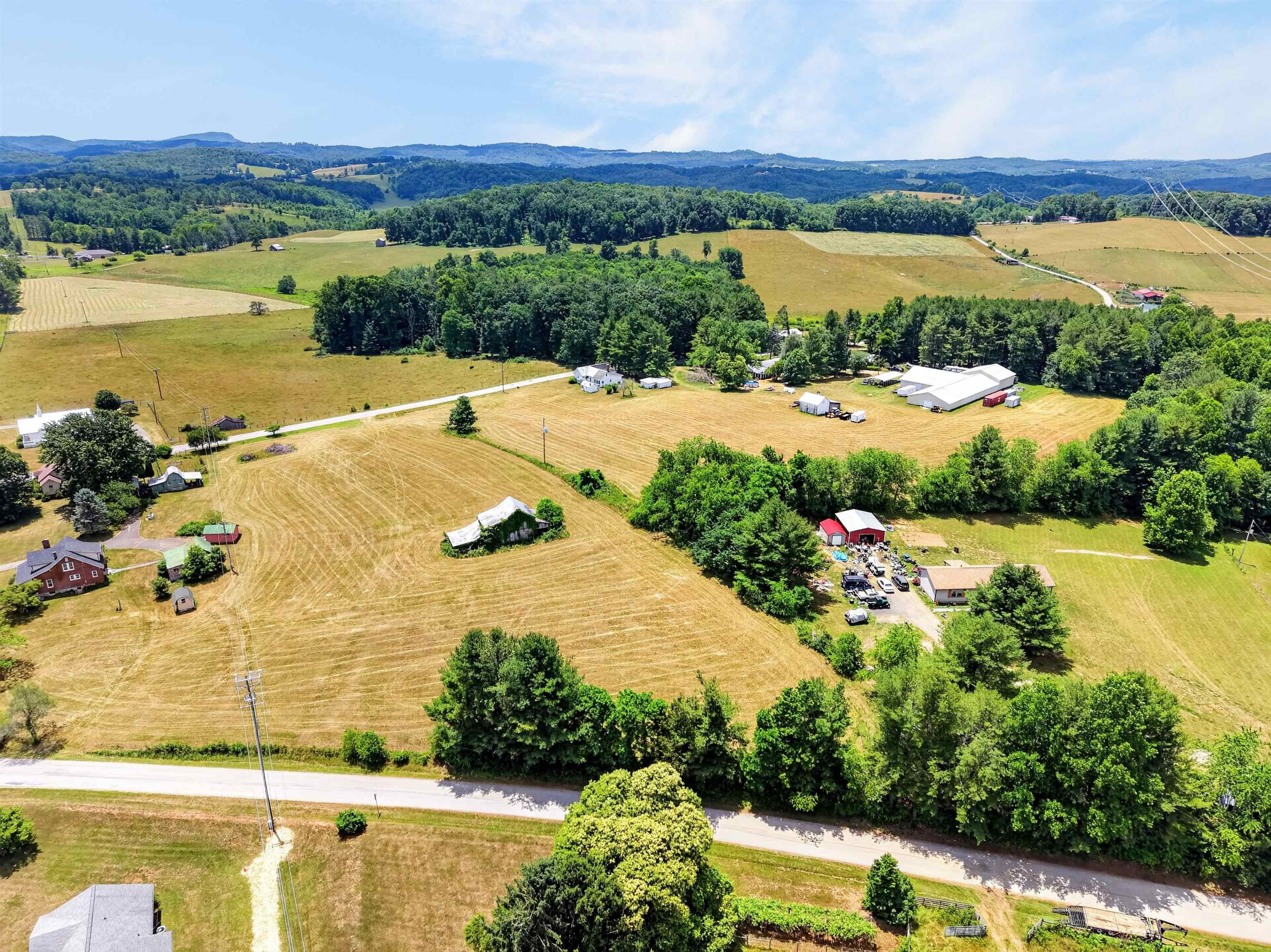 636 Rose Hill Road NW Floyd VA 24091