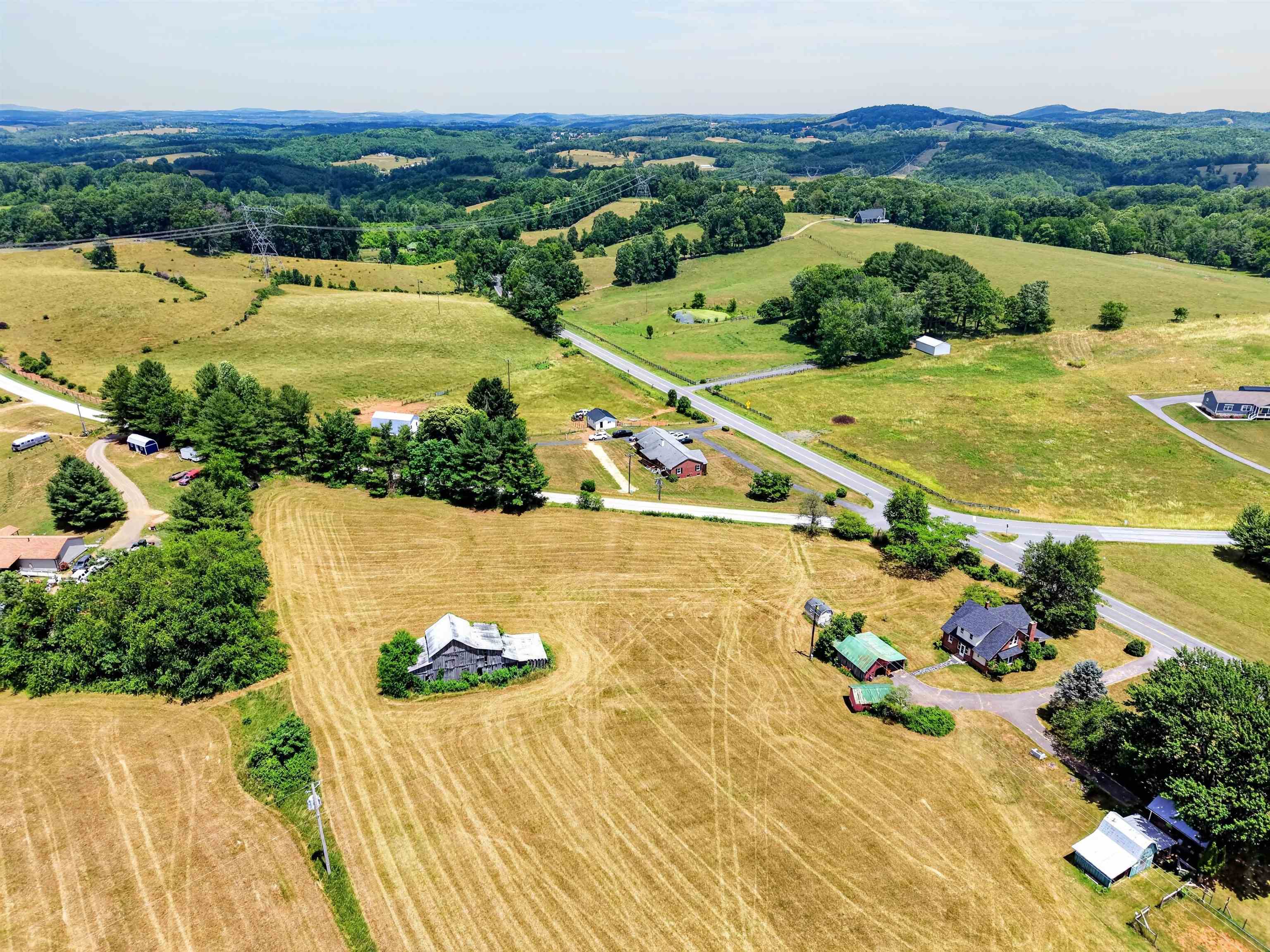 636 Rose Hill Road NW Floyd VA 24091