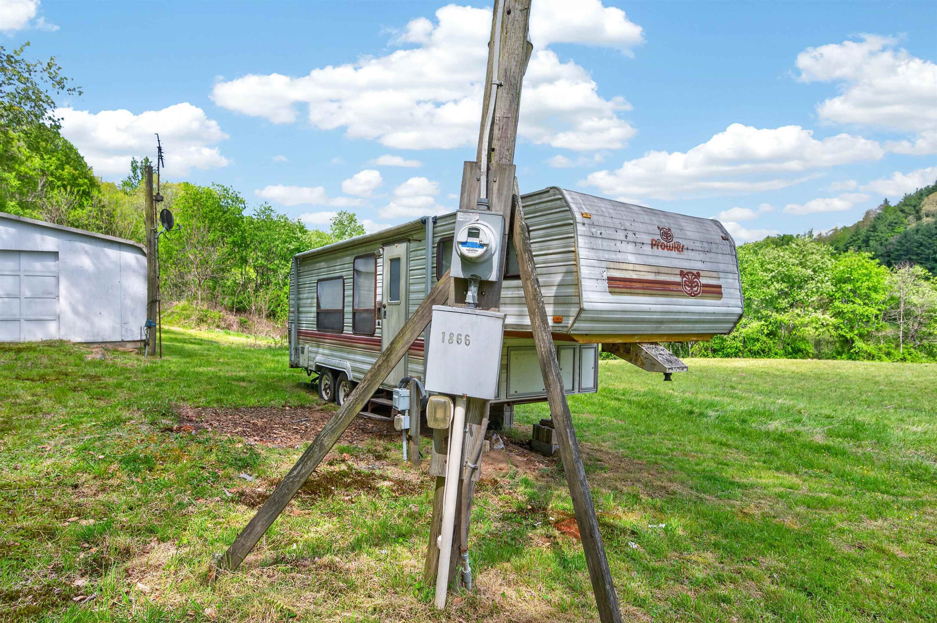 1866 Buffalo Mountain Road Willis VA 24380