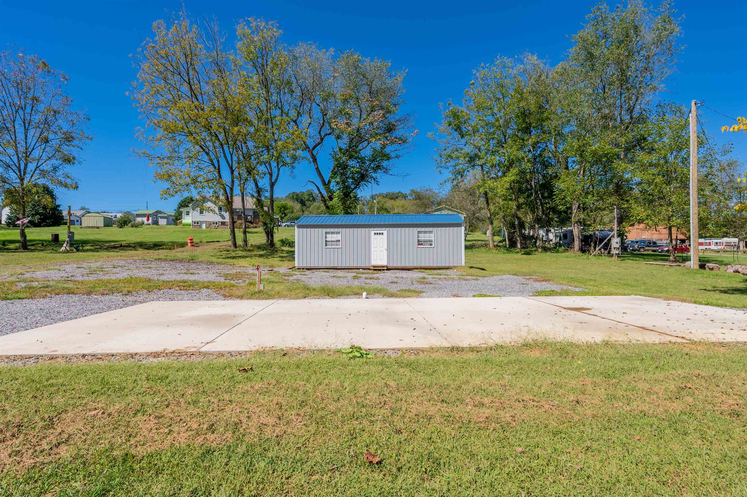 136 Lansworth Drive Austinville VA 24312