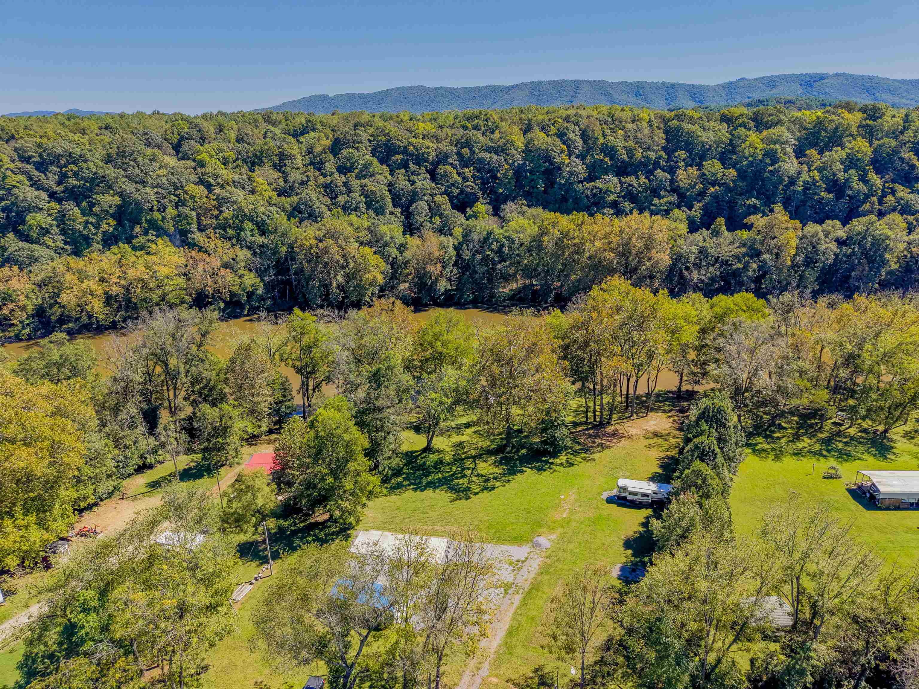 136 Lansworth Drive Austinville VA 24312