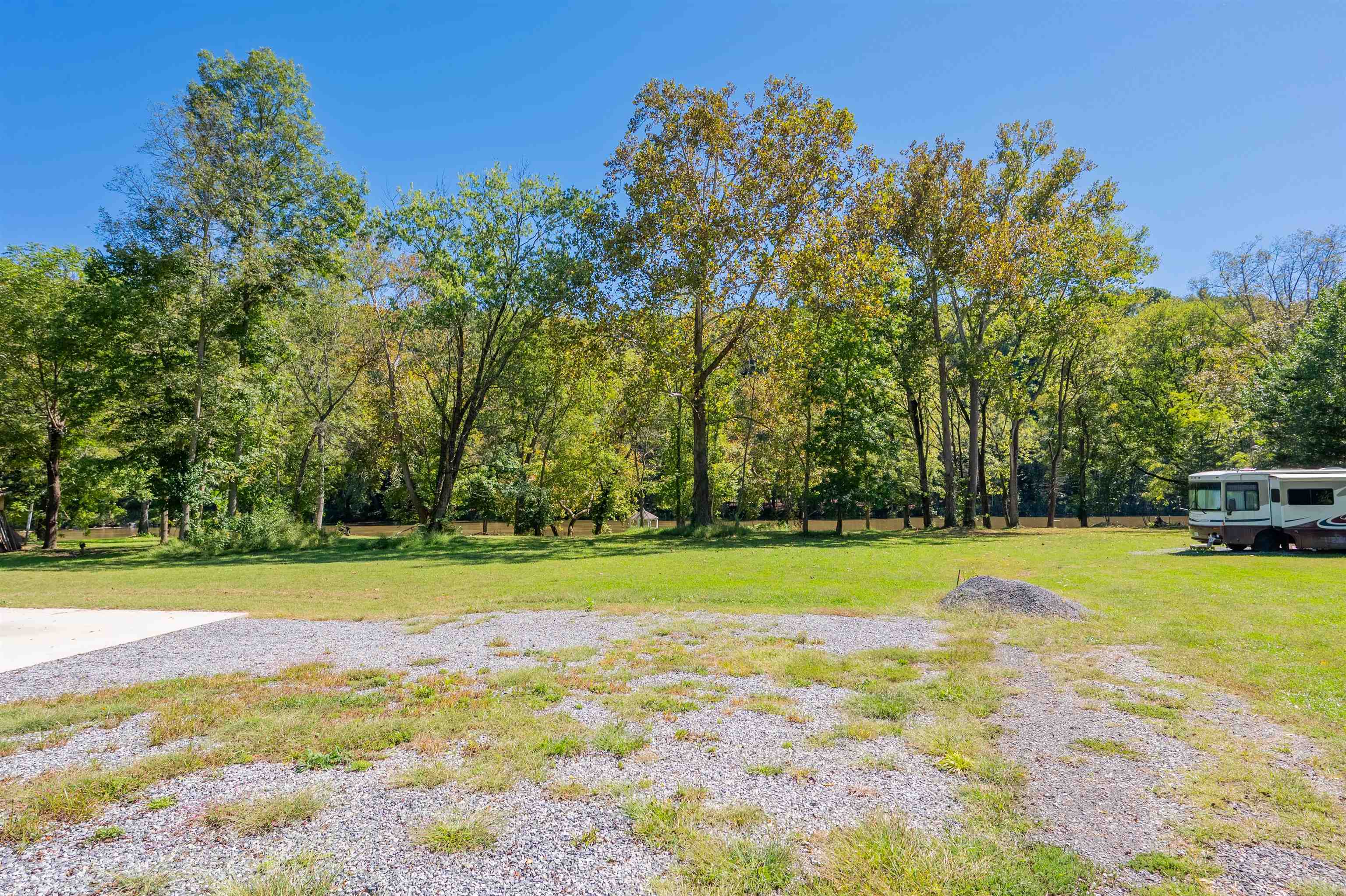 136 Lansworth Drive Austinville VA 24312