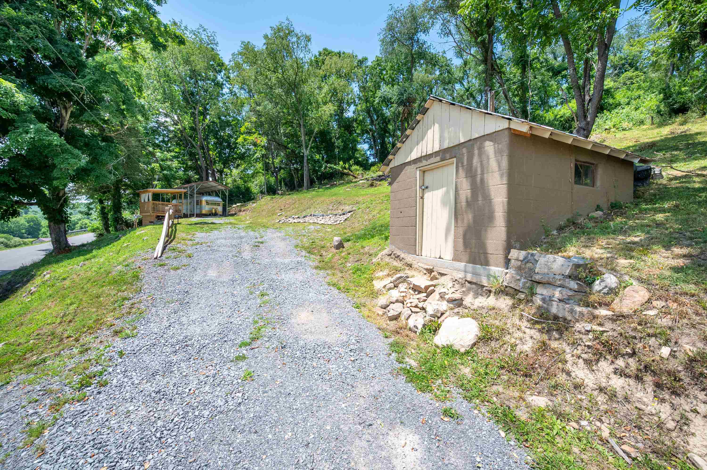 1401 Main Street Bland VA 24315