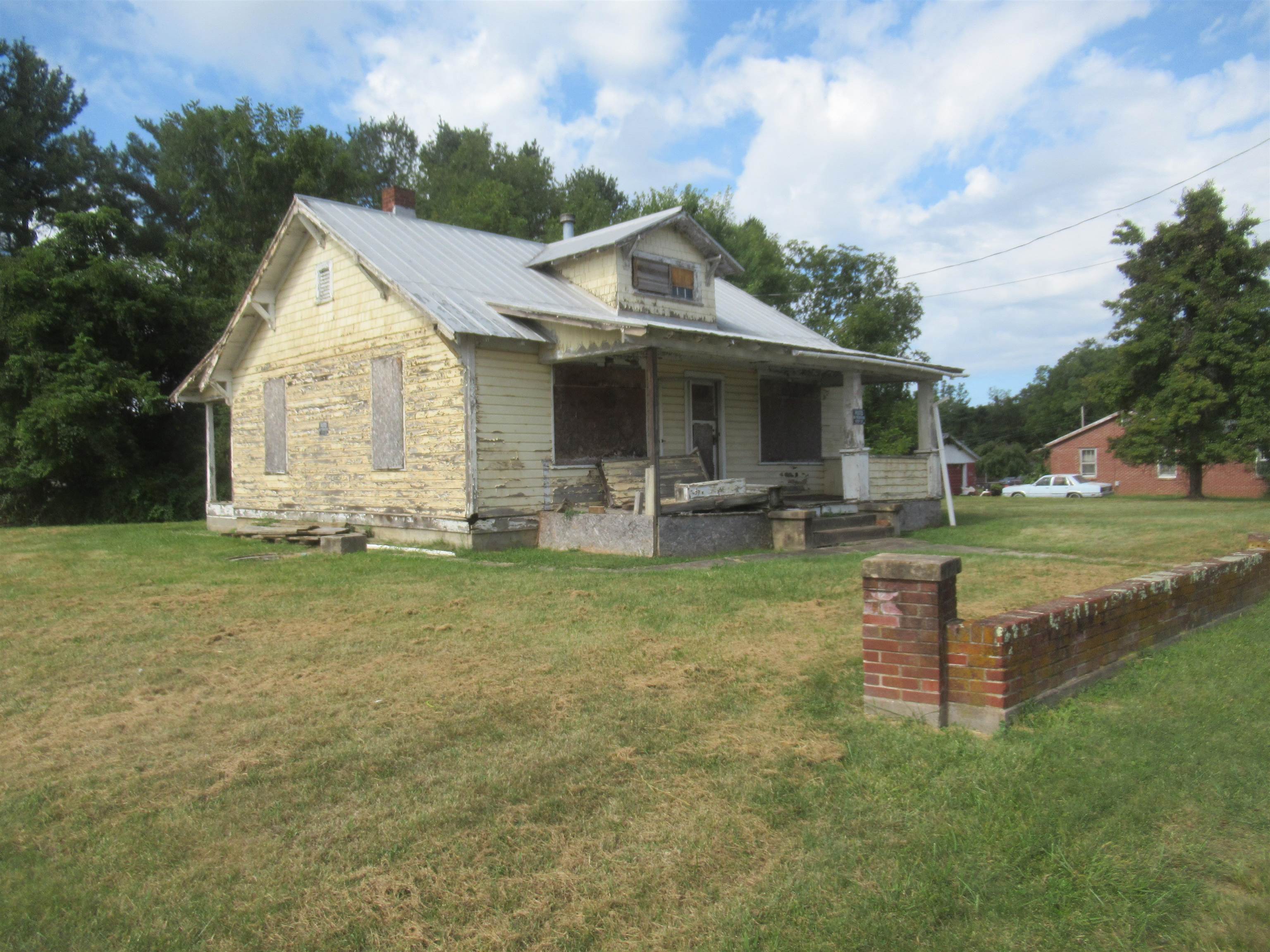 1224 Macgill Street Pulaski VA 24301