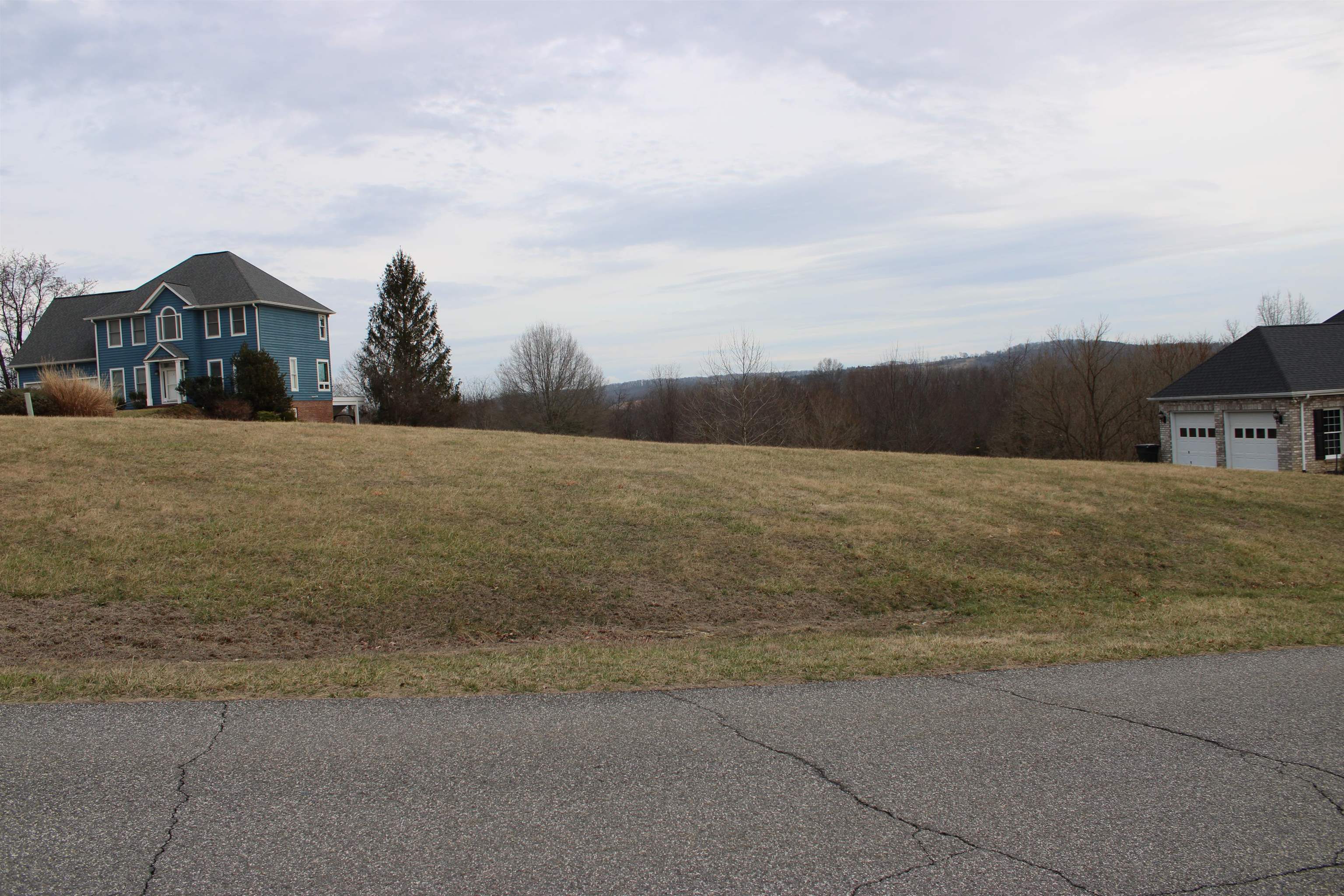 107 Vista Ridge Radford VA 24141