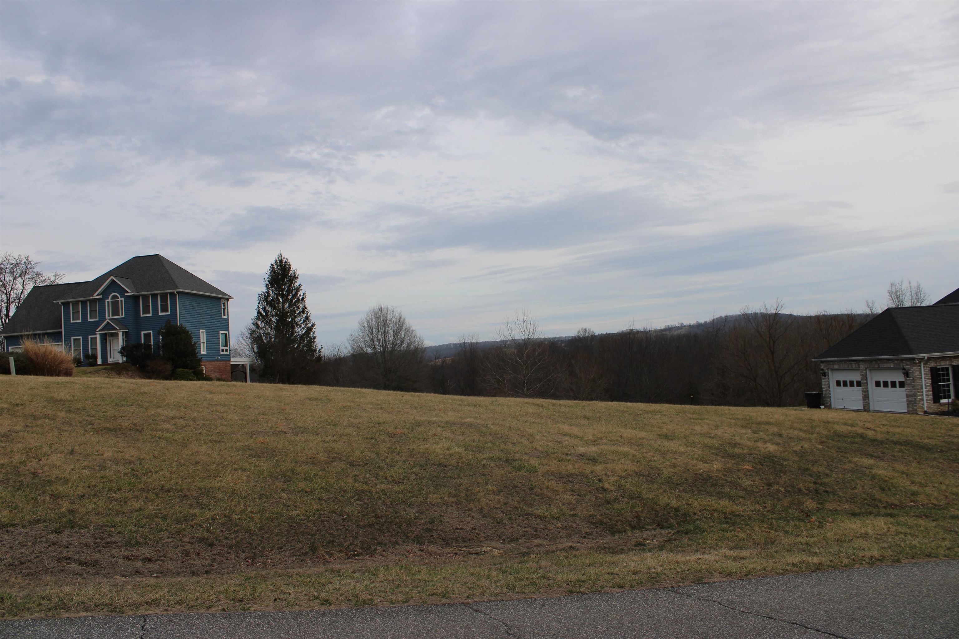 107 Vista Ridge Radford VA 24141