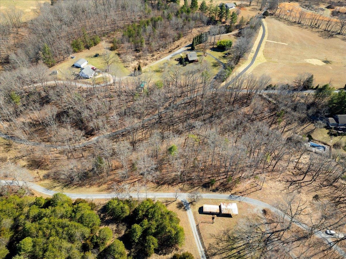 Tbd Allison Drive Hiwassee VA 24347
