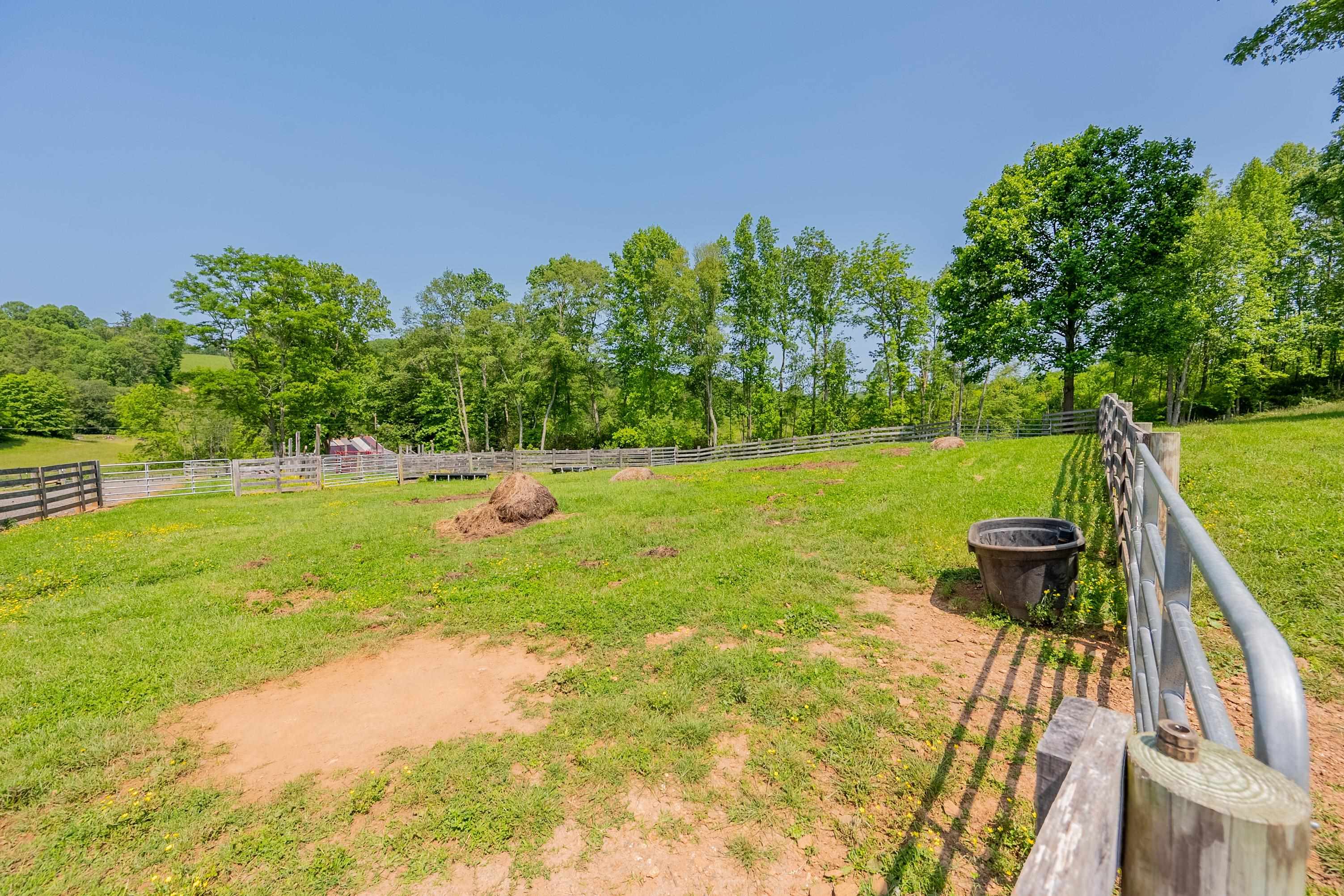 Tbd Gibson Knob Road Laurel Fork VA 24352