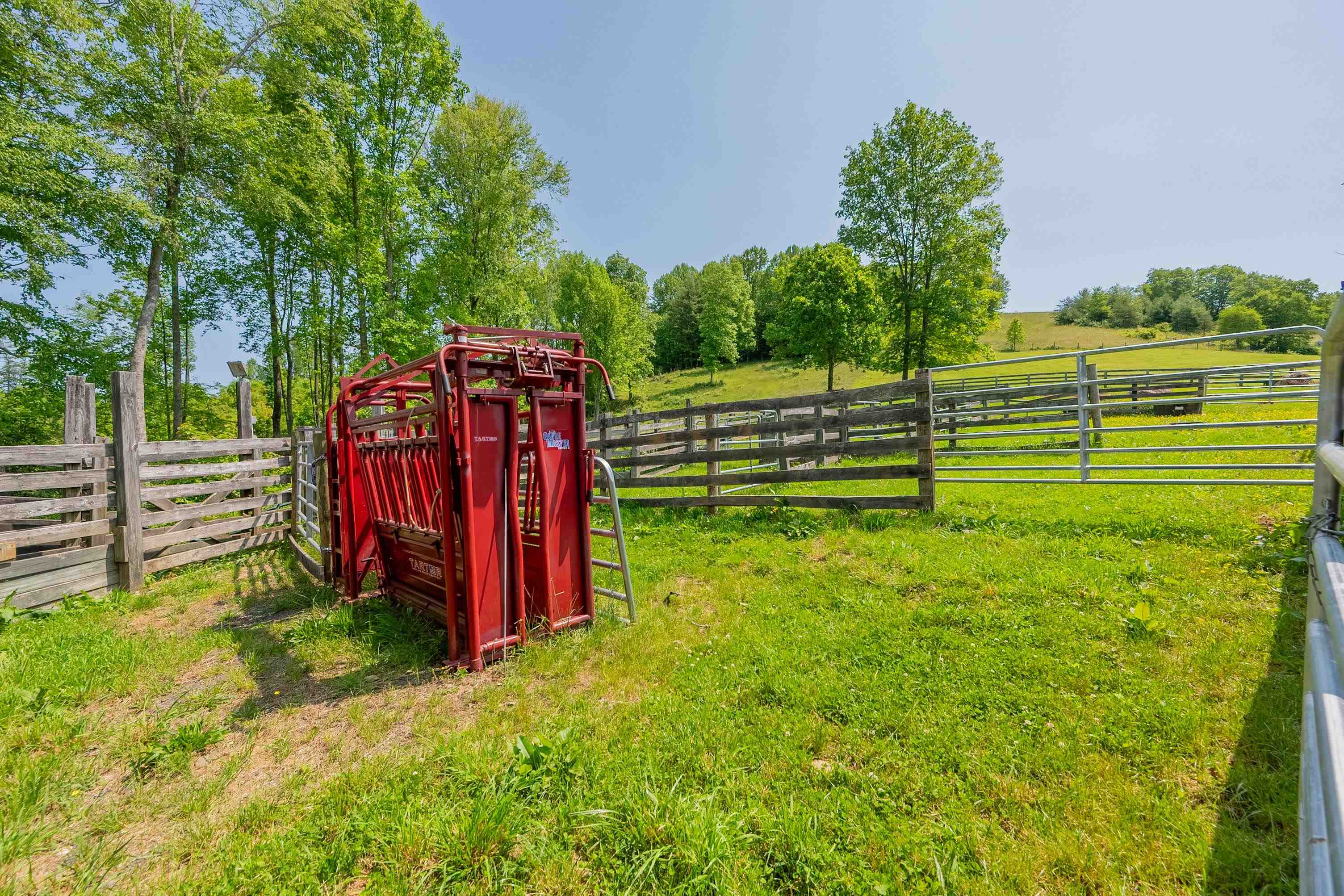 Tbd Gibson Knob Road Laurel Fork VA 24352
