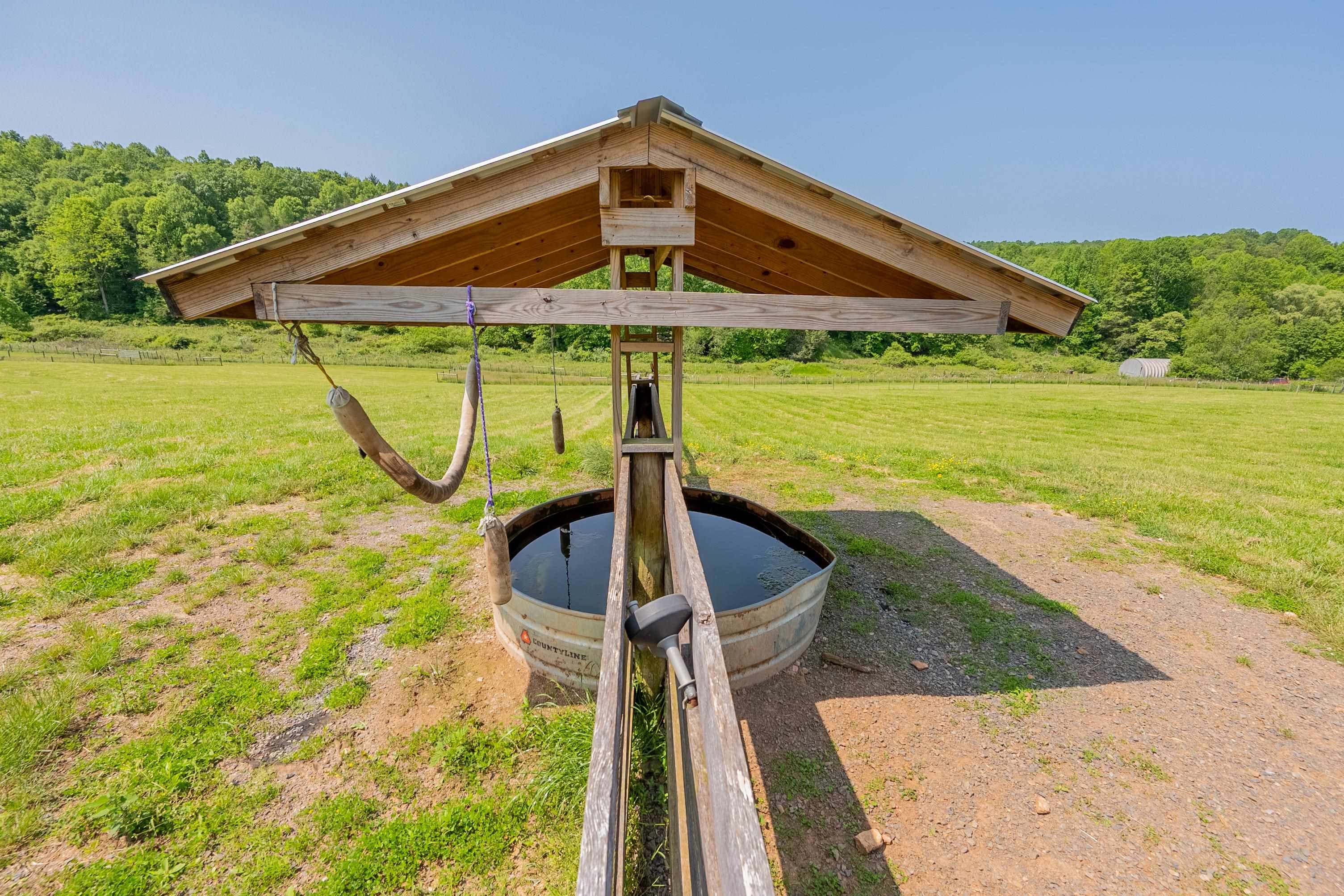 Tbd Gibson Knob Road Laurel Fork VA 24352