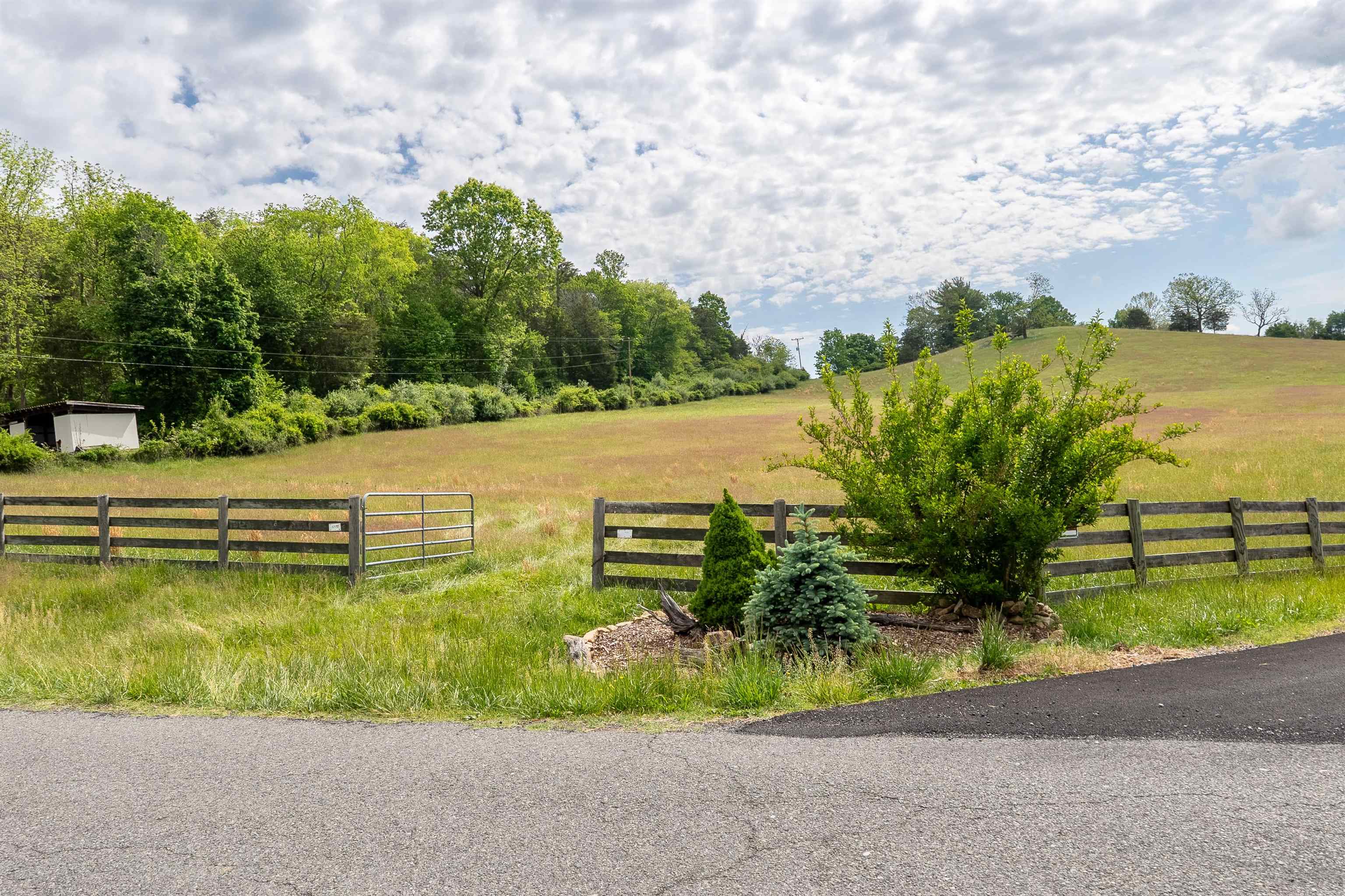 Tbd Reed Creek Road Wytheville VA 24382