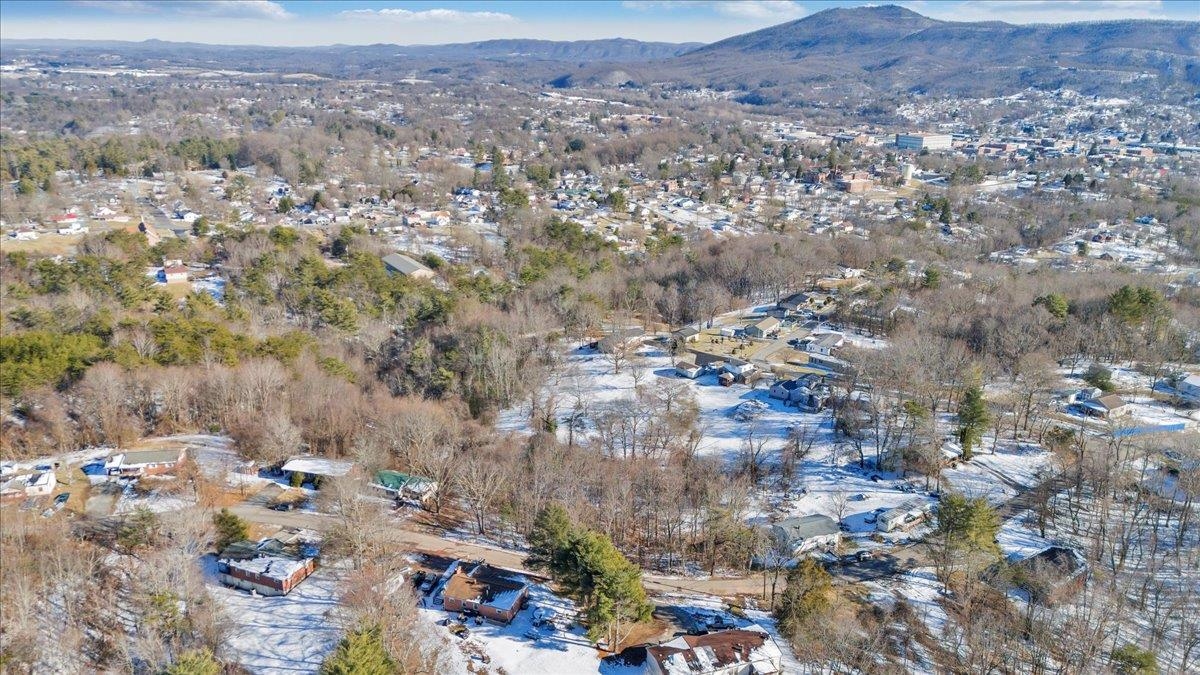 Lot 9/11 Thaxton Road Pulaski VA 24301