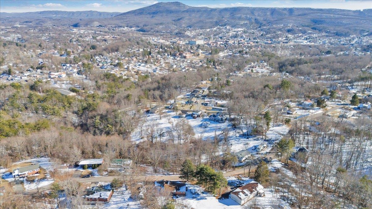 Lot 9/11 Thaxton Road Pulaski VA 24301