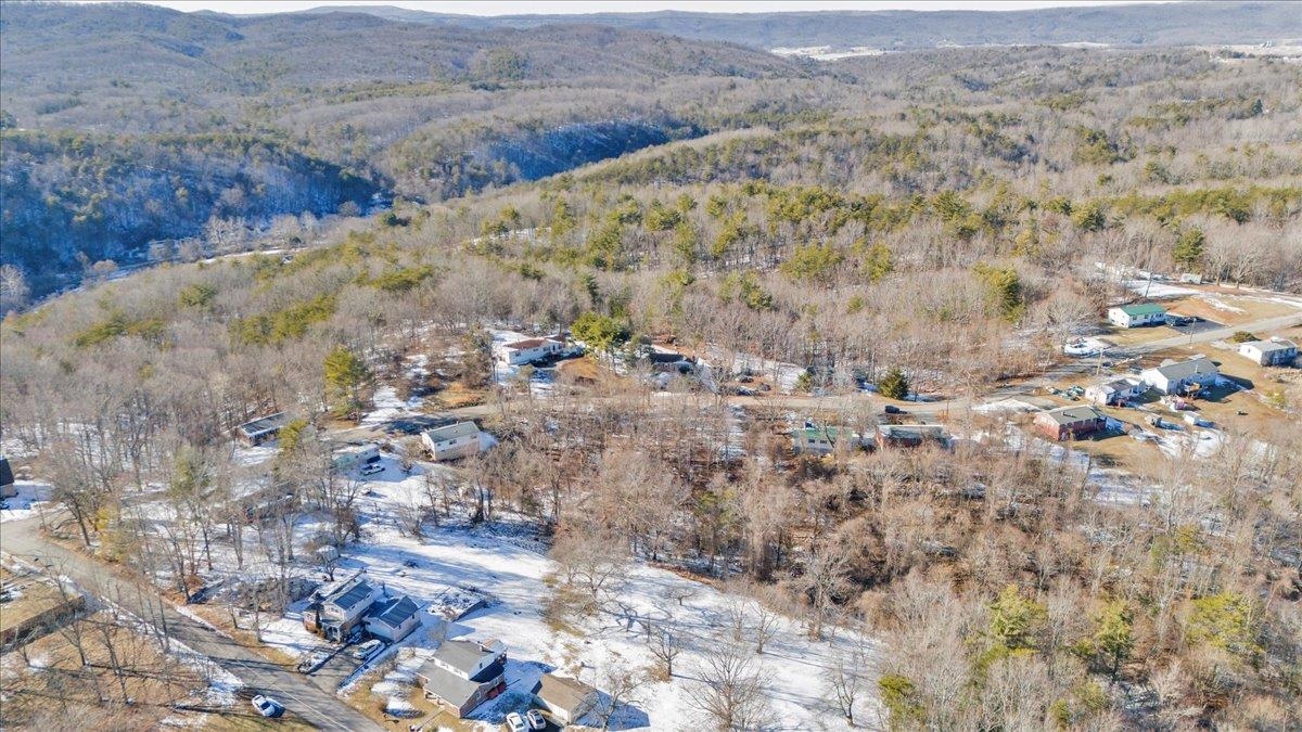 Lot 9/11 Thaxton Road Pulaski VA 24301