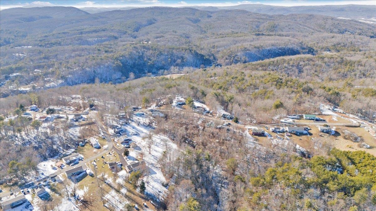 Lot 9/11 Thaxton Road Pulaski VA 24301