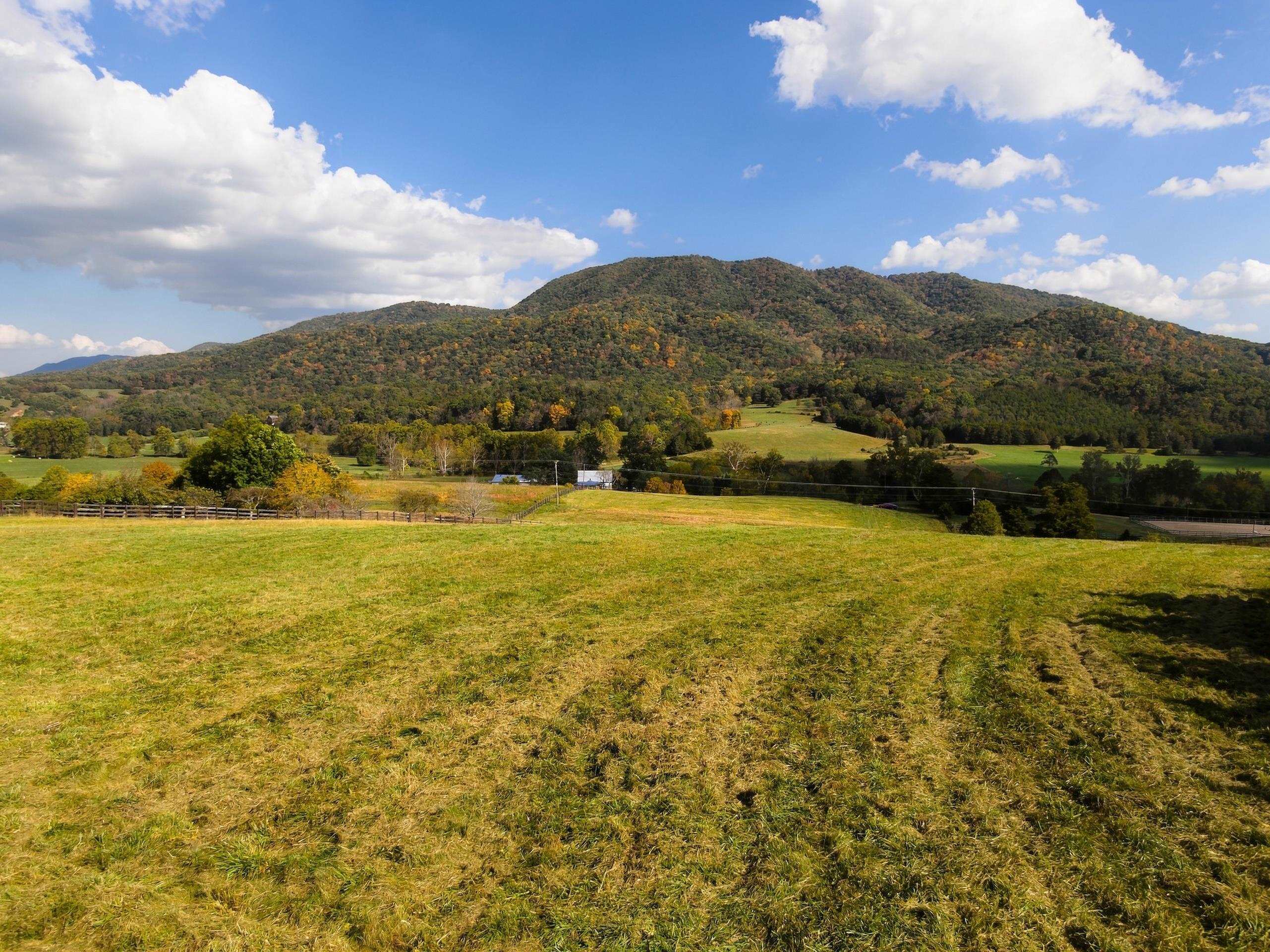 2413 Lusters Gate Road Blacksburg VA 24060