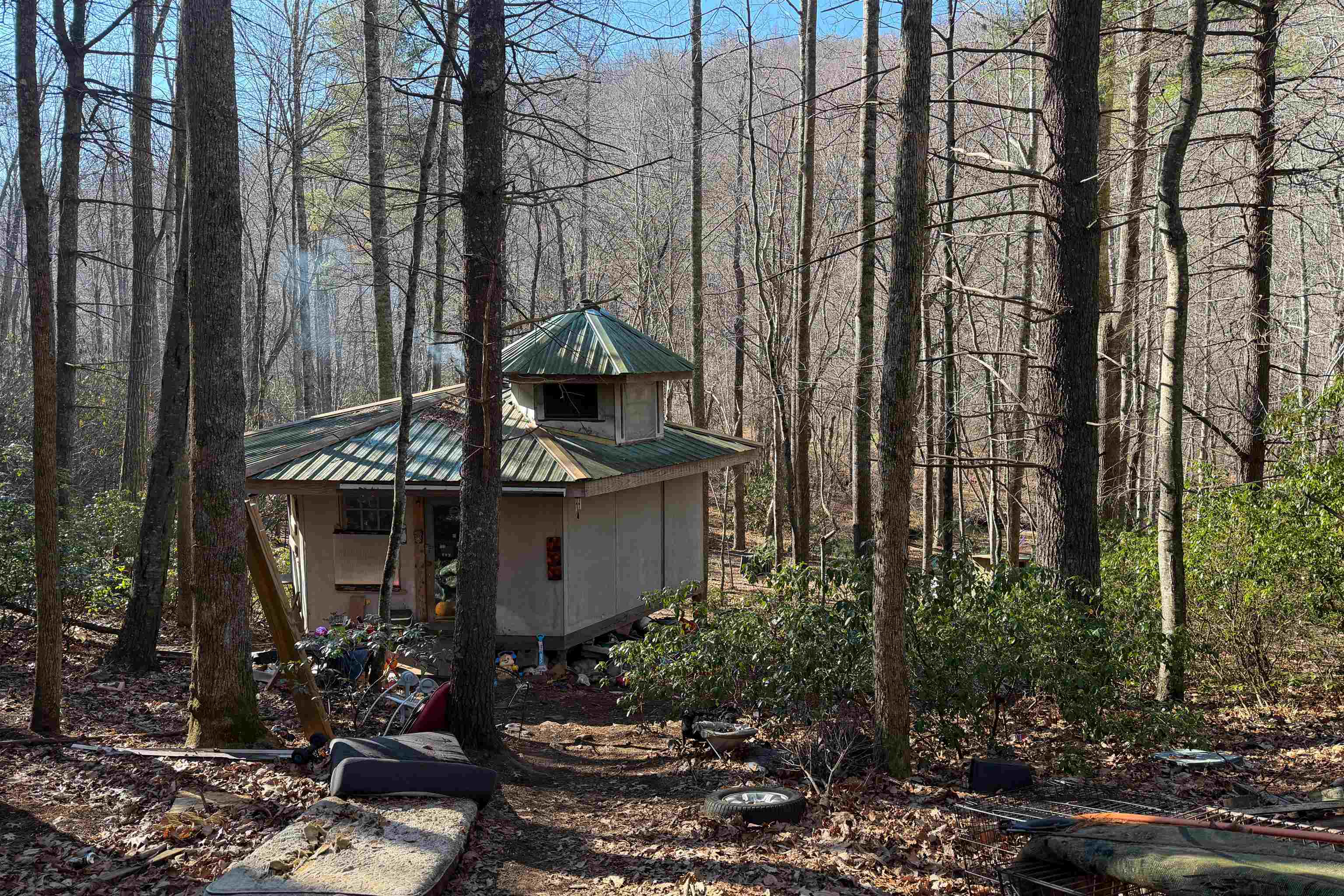 1398 Cox Store Road SW Floyd VA 24091