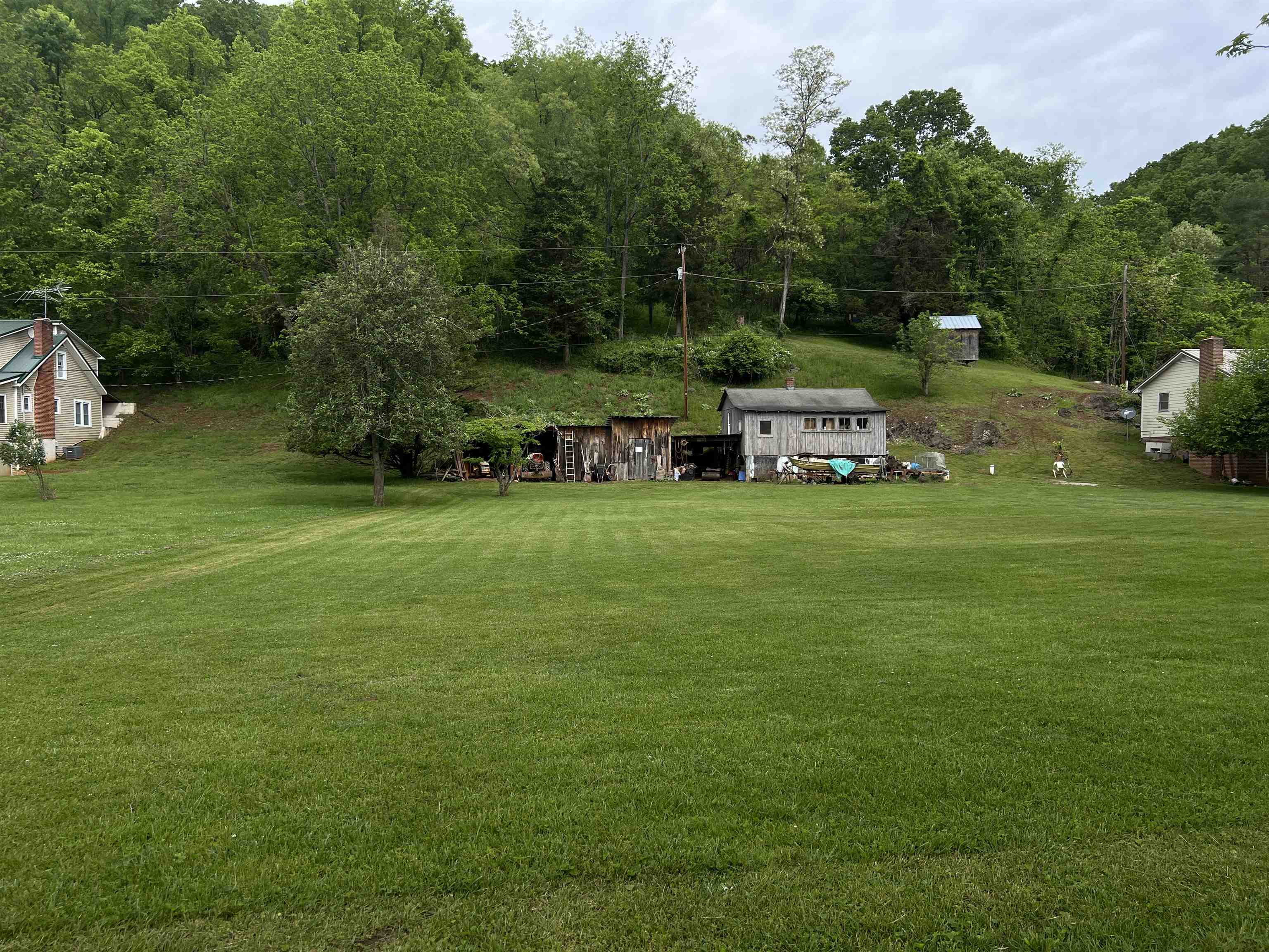 Lot #32 Clarks Ferry Road Draper VA 24324