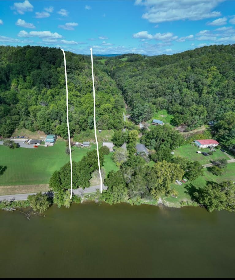 LOT#32 Clarks Ferry Streets Draper VA 24324