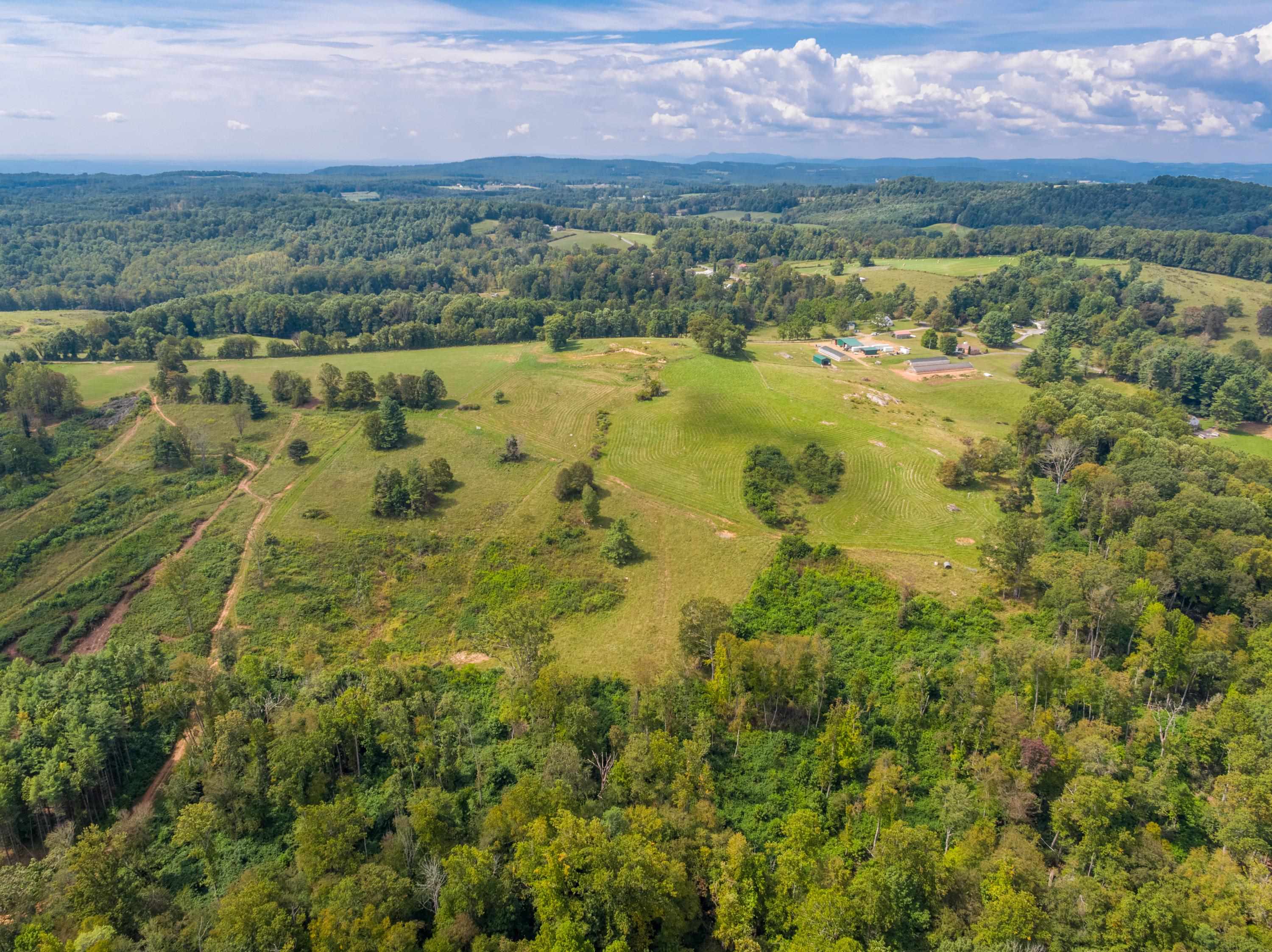 365 Pinnacle Lane Meadows Of Dan VA 24120