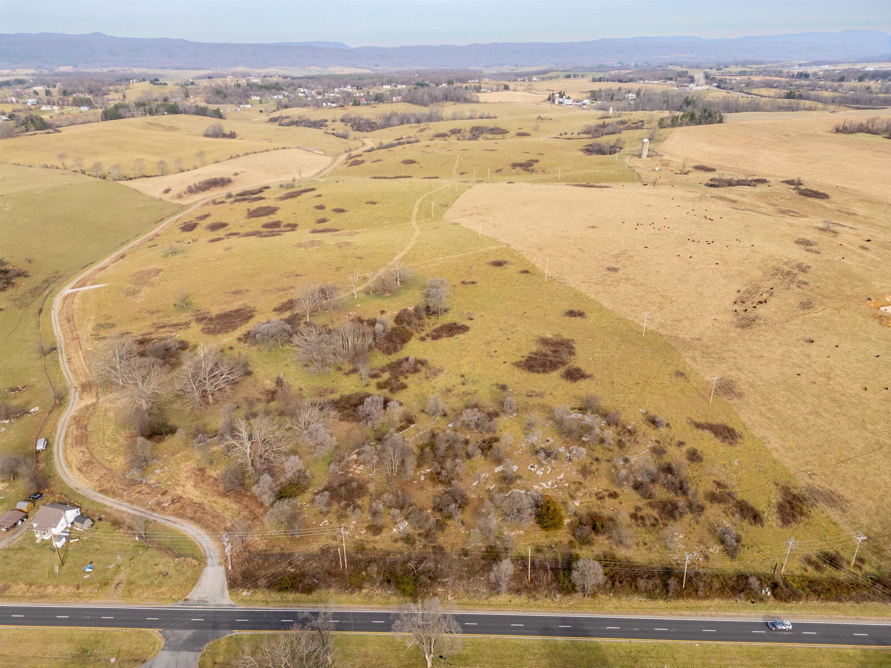 4933 Lee Highway Dublin VA 24084