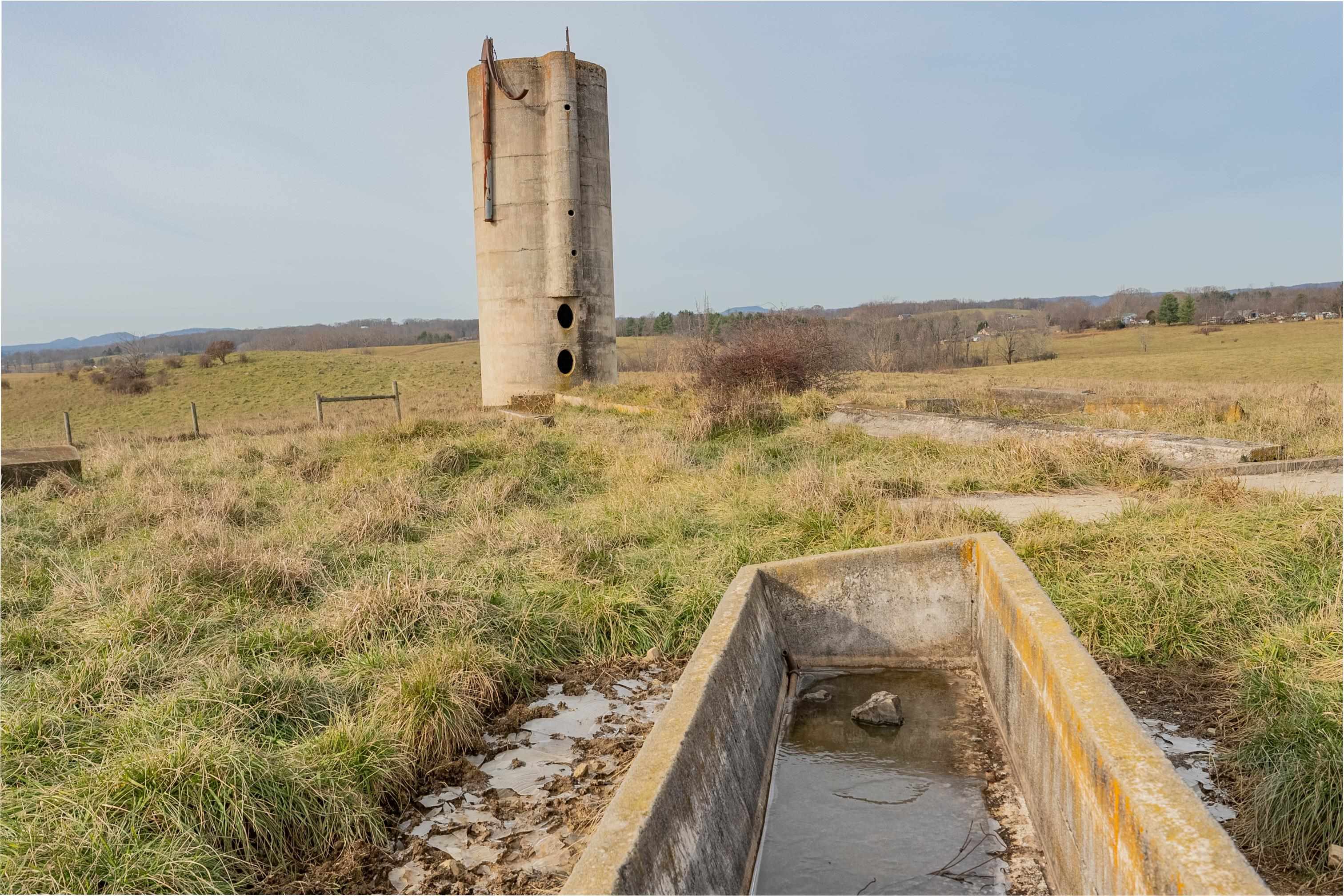 4933 Lee Highway Dublin VA 24084